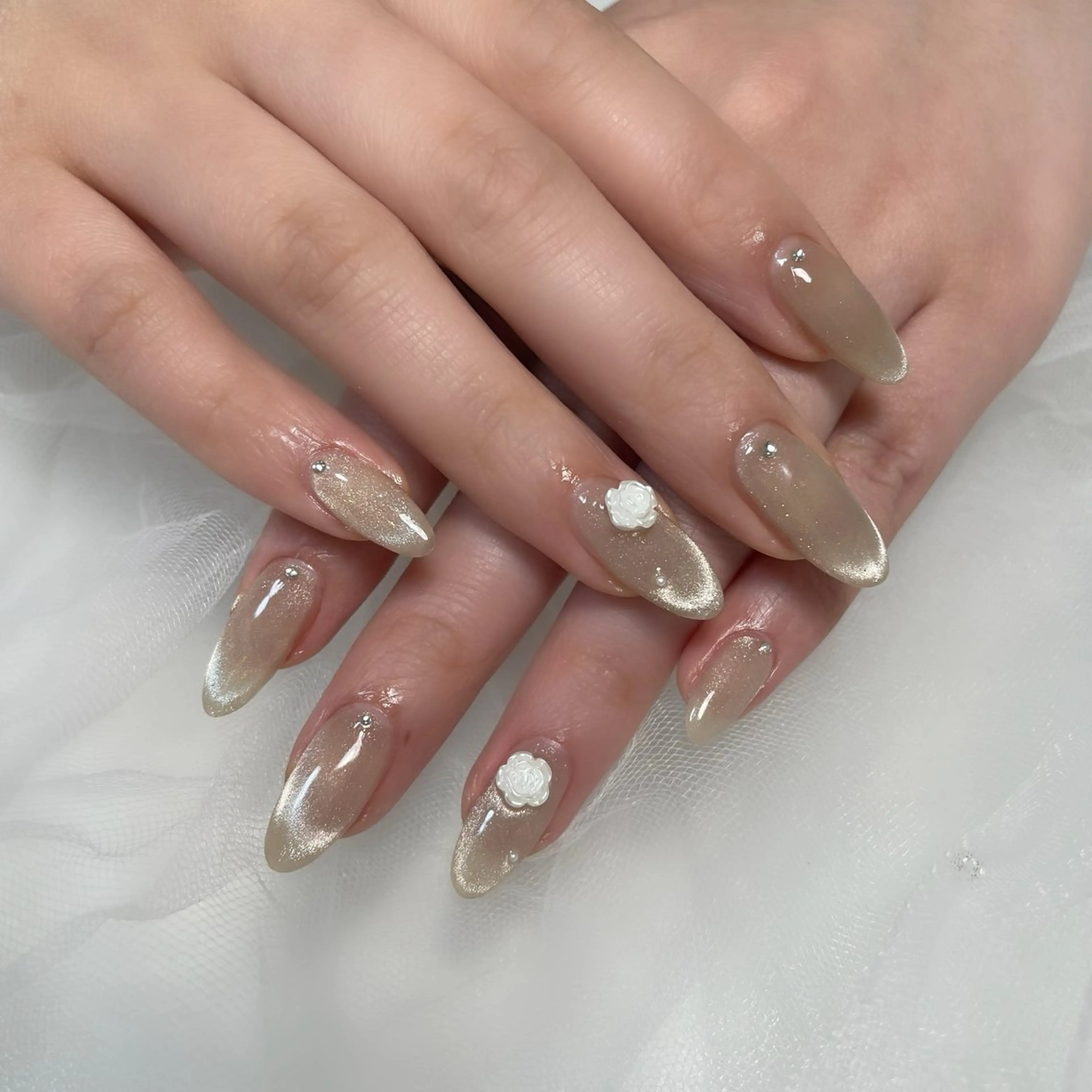 セミロング ハンドネイル Béorill所属・Beorill .のネイルデザイン