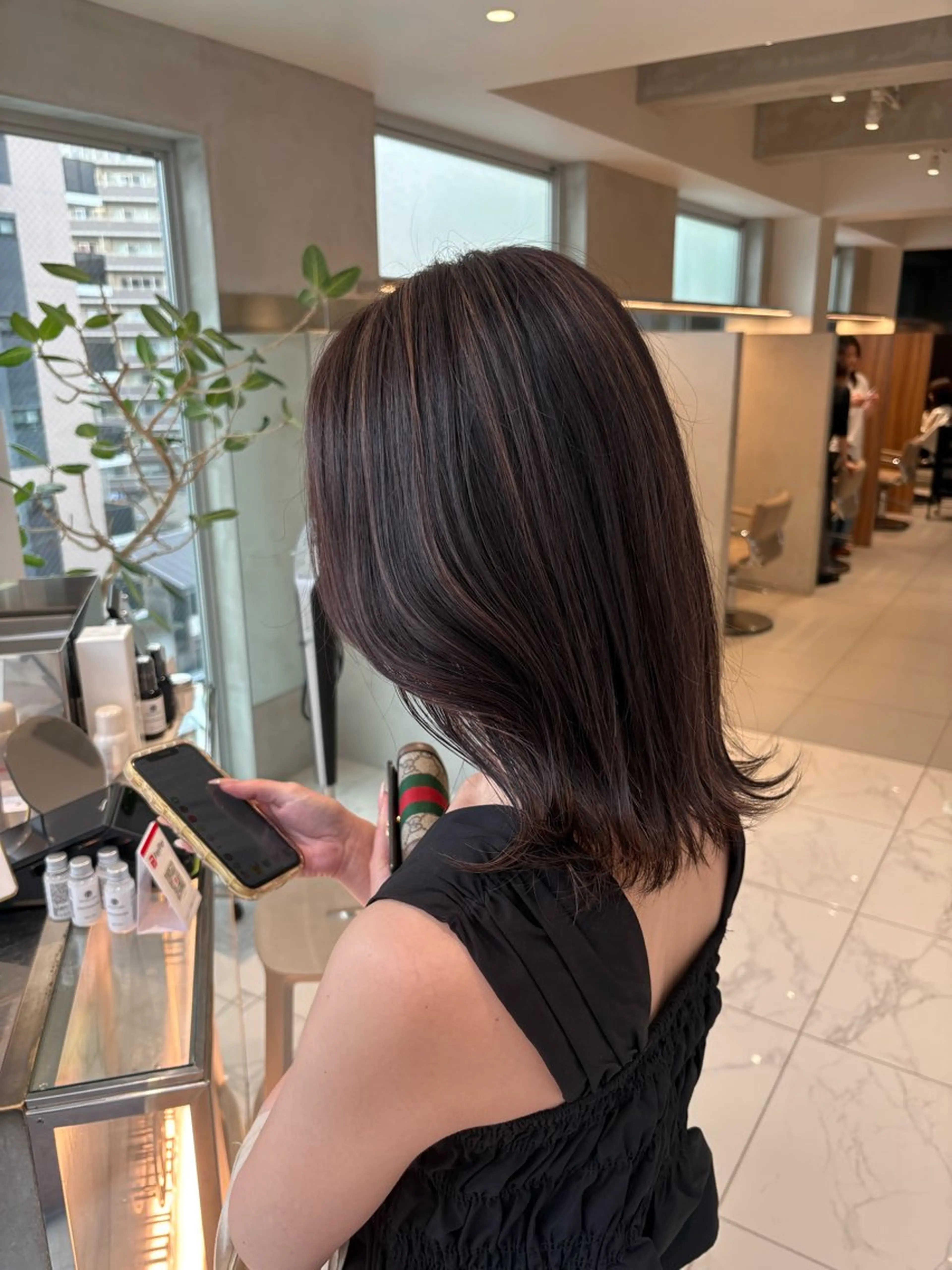 ミディアム カラー ブラウンカラー 透明感カラー ハイライトカラー ピンクカラー バイオレットカラー 柔らかブラウンカラー 🐈🤎Rikoのヘアスタイル