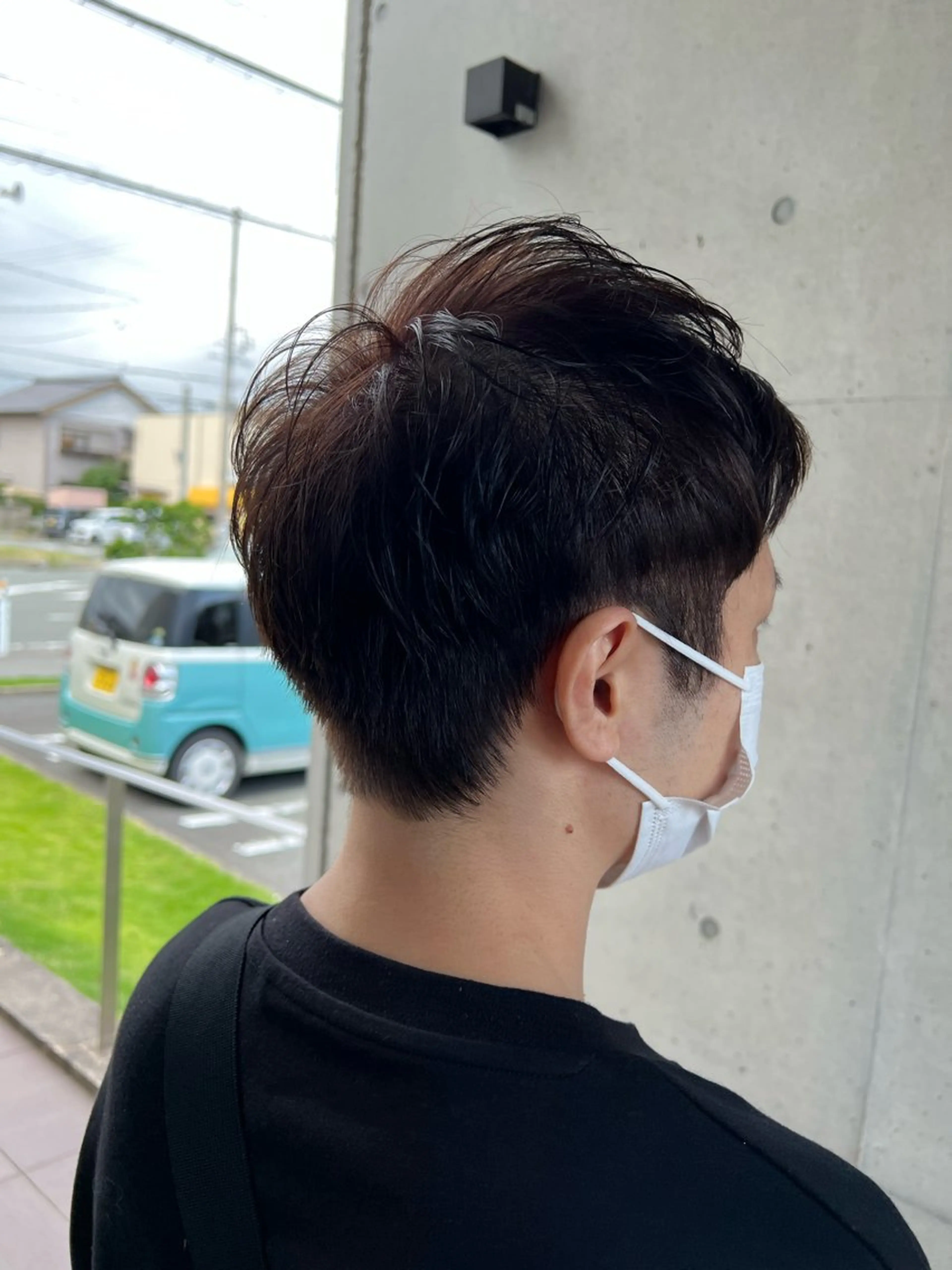 メンズ 岸田 莉奈のヘアスタイル