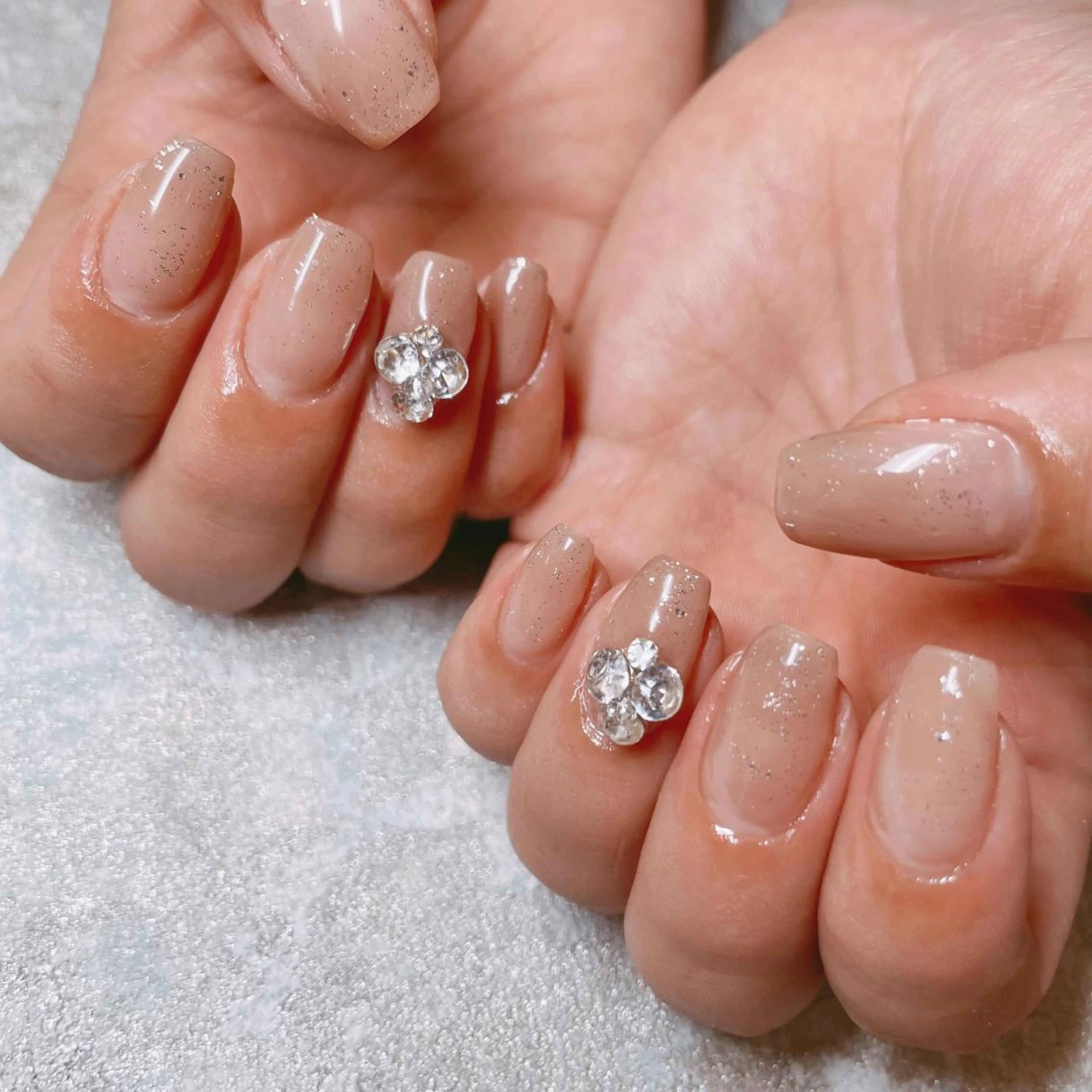 ネイル シンプルネイル 【カメレオン】 上村 祥子のヘアスタイル