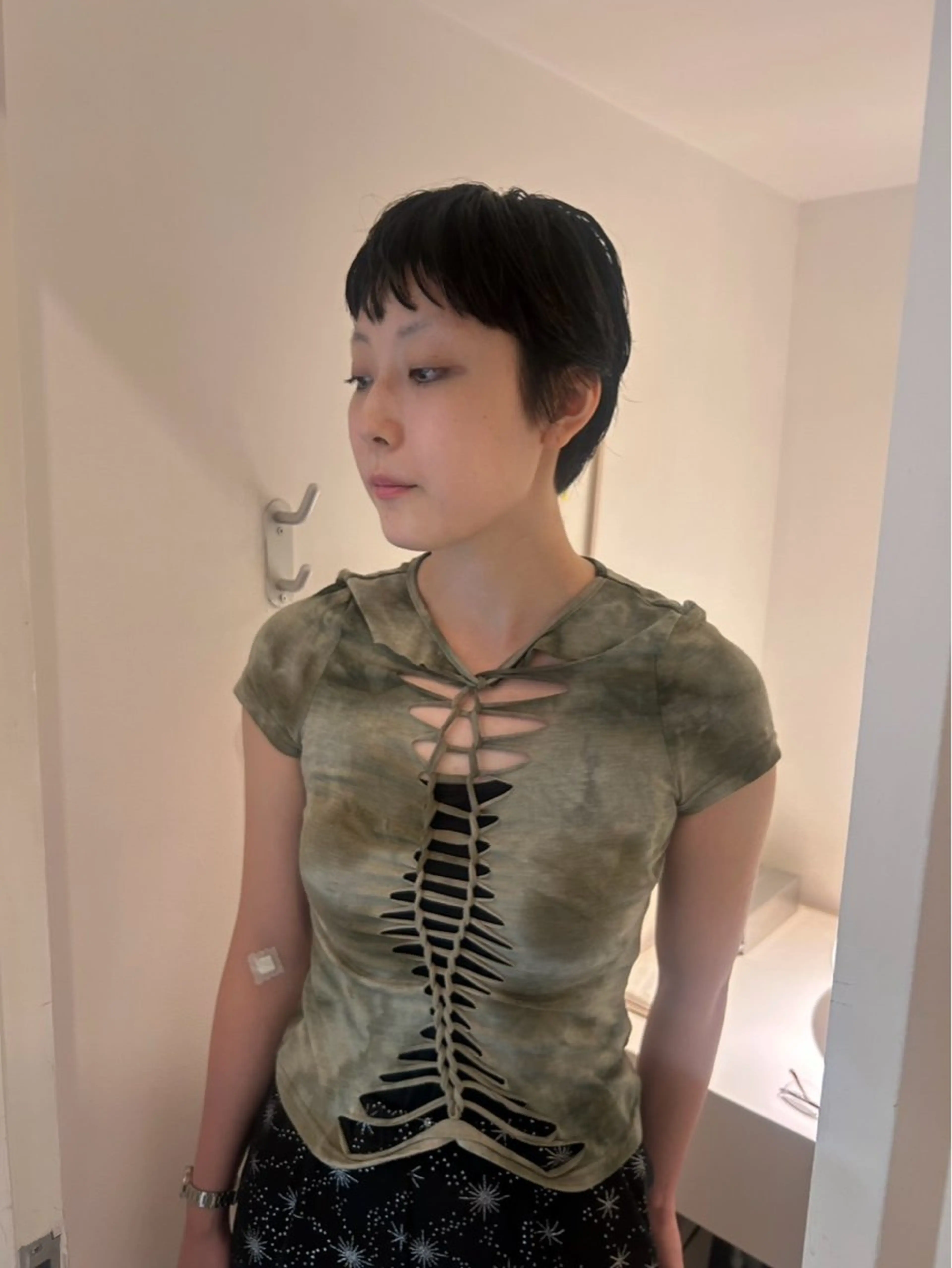 ショート カラー VISION   aoyama所属・かがやしづ ⭐️ハイトーンのヘアスタイル