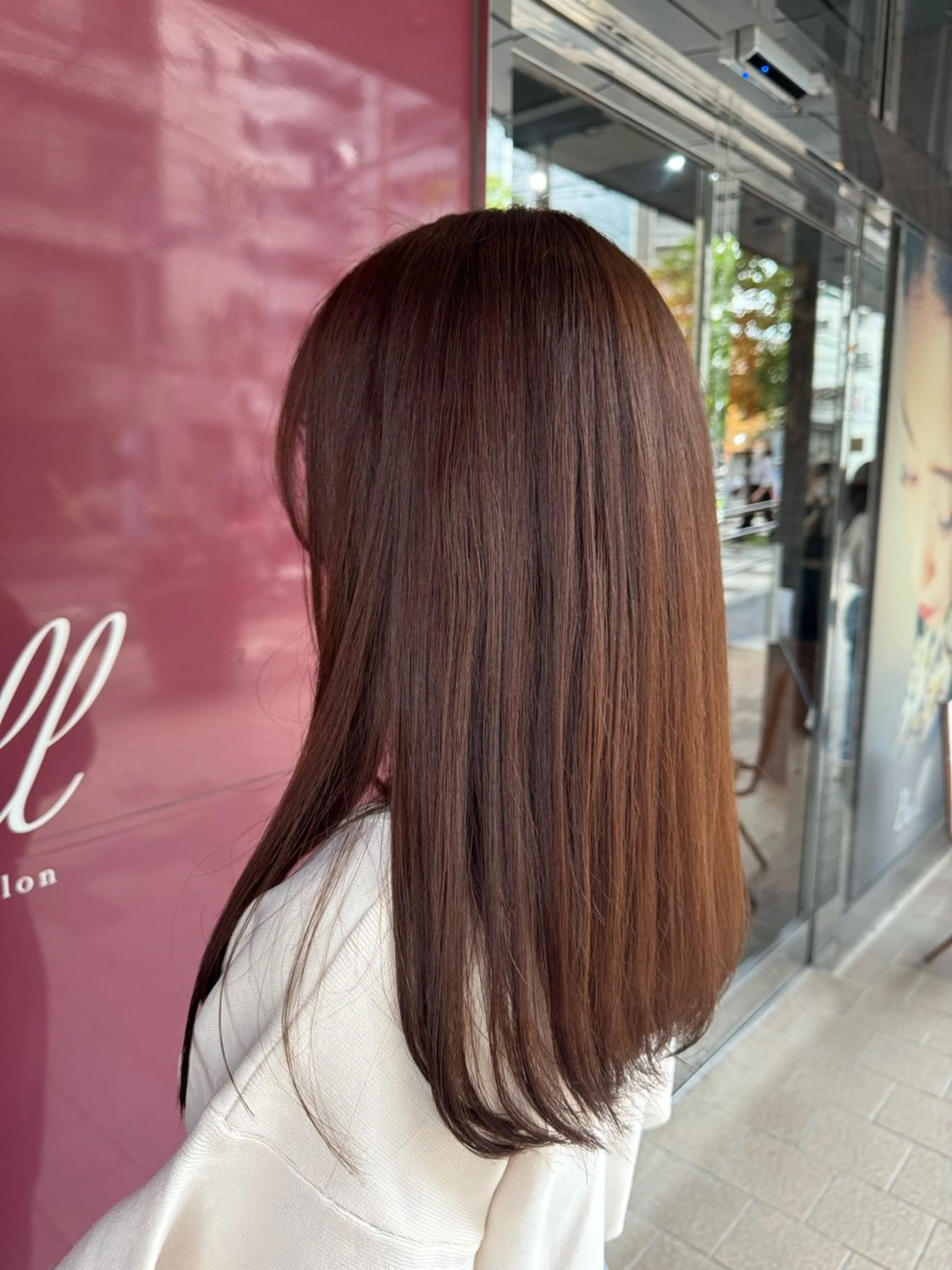 セミロング カラー ブラウンカラー 幕田 希耀美のヘアスタイル