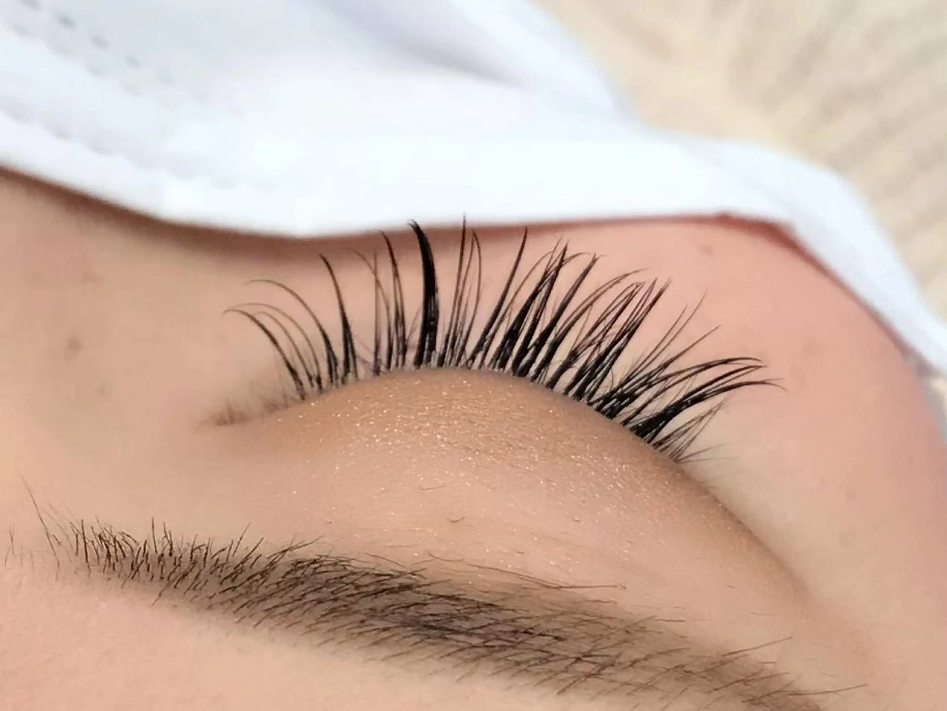 マツエク・マツパ 岡田詩織 MODE Ks松原店のヘアスタイル