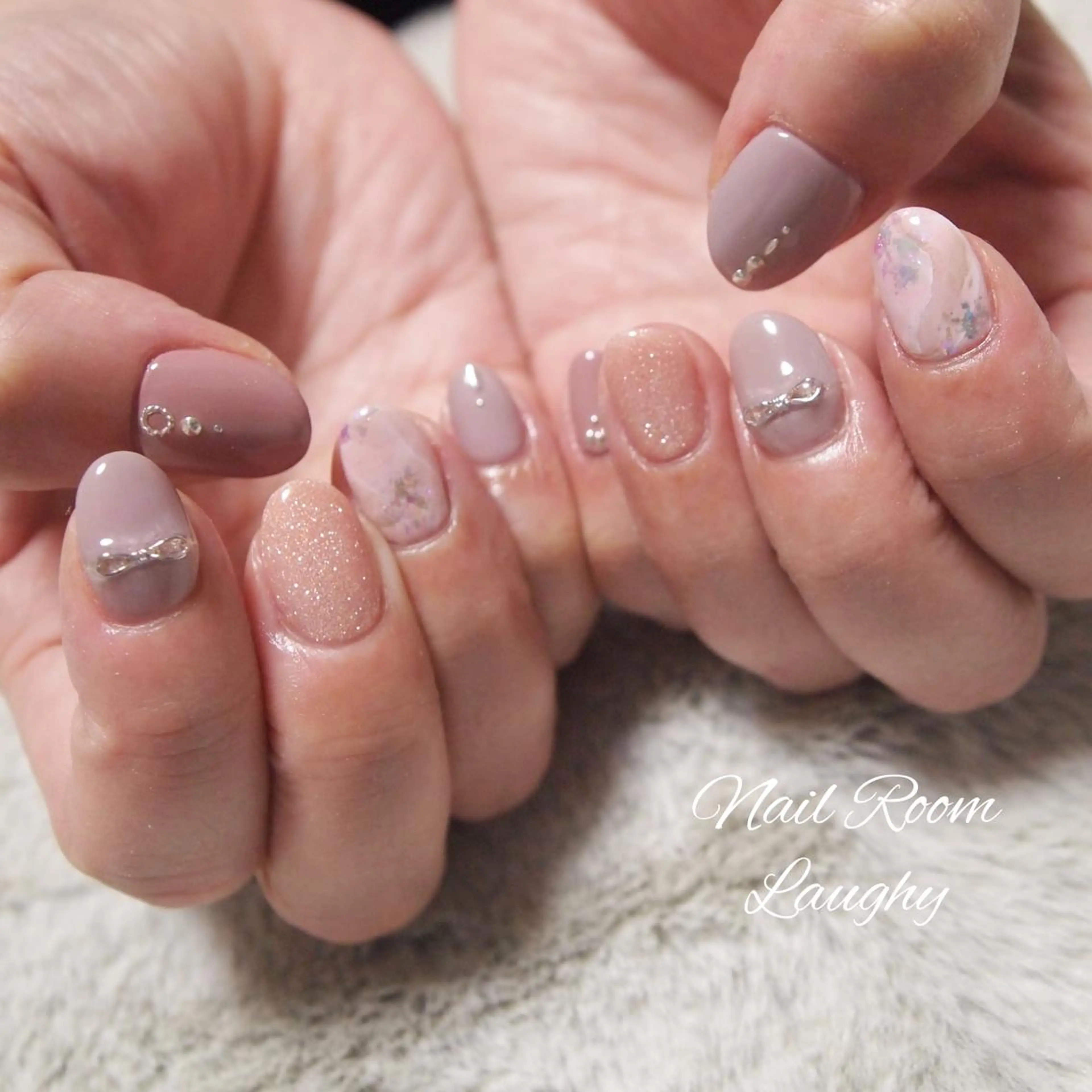 ネイル Nail Room Laughyのネイルデザイン
