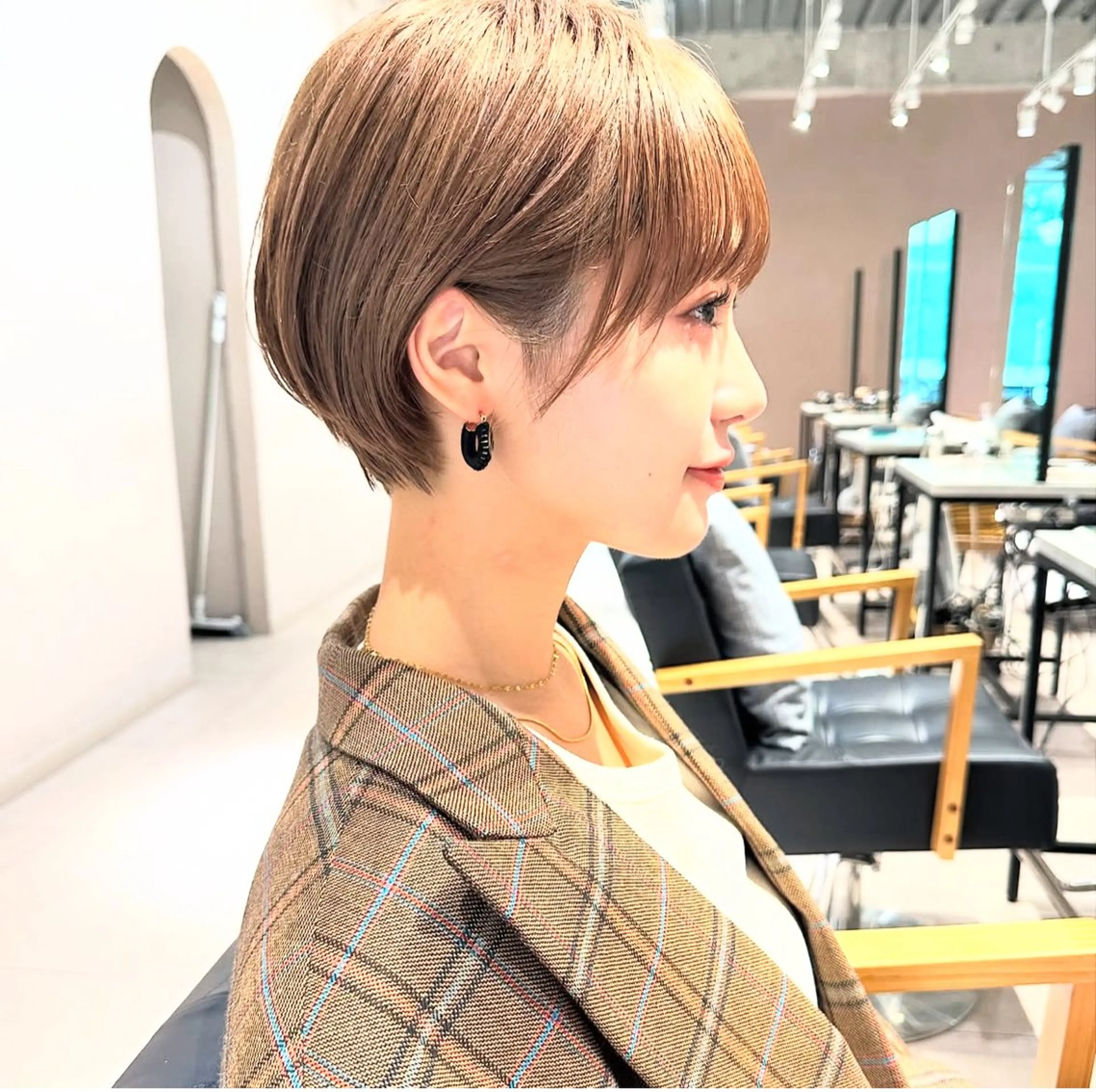 ショート カラー ren ボブロブ/ミディアムのヘアスタイル