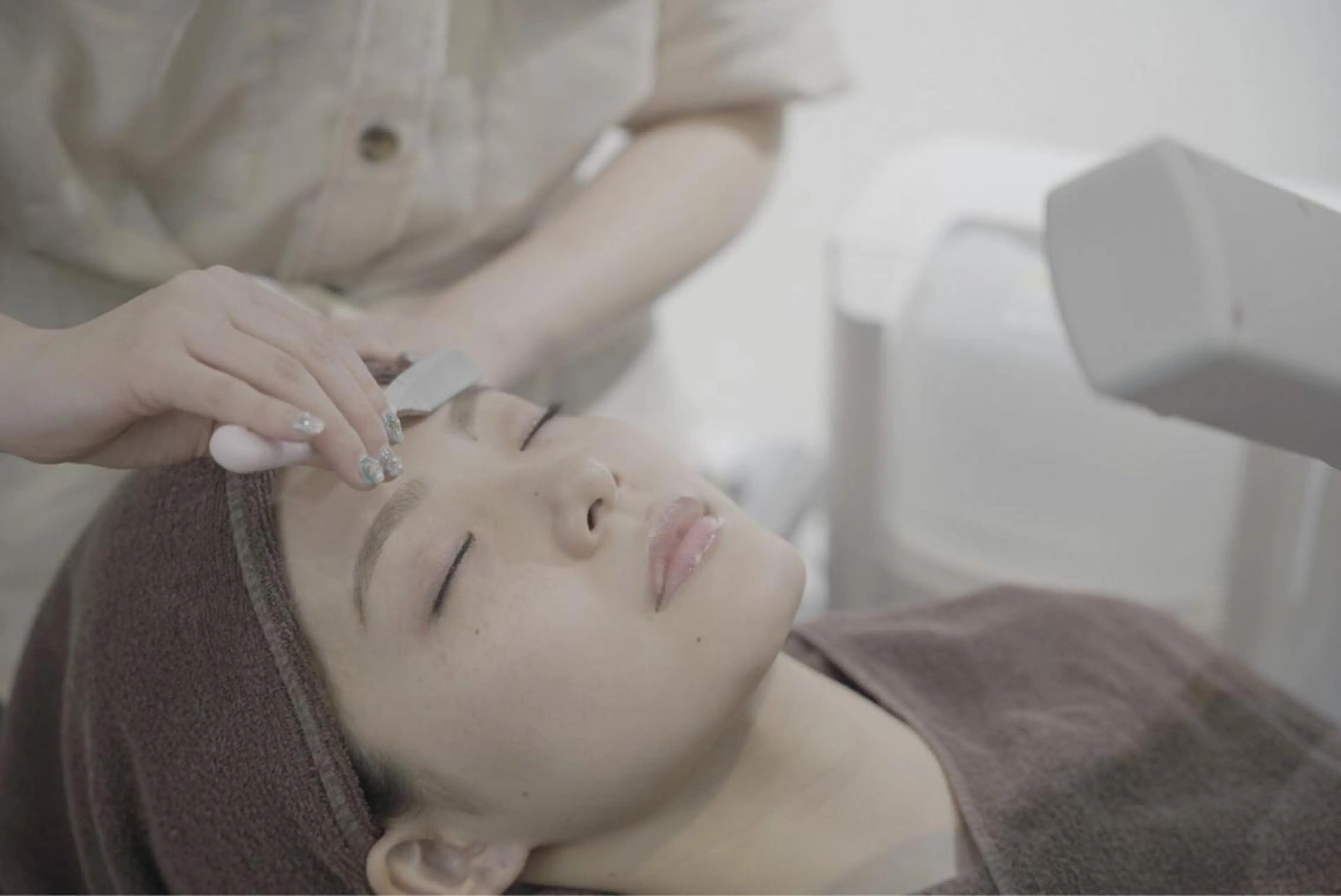 メンズ Naps-Shaving所属・敏感肌⭐️ シェービング専門佐藤の眉毛・アイブロウイメージ