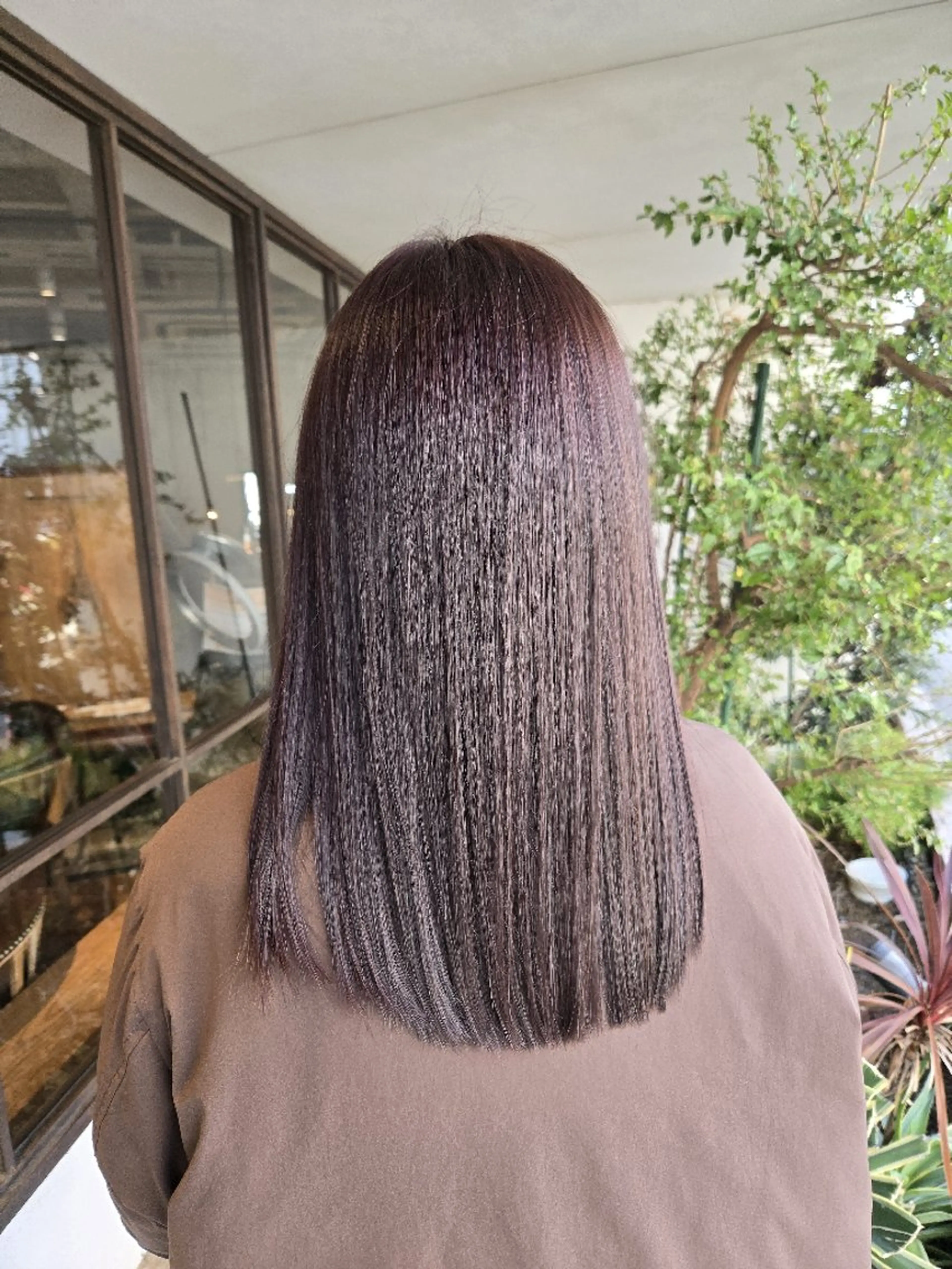 セミロング カラー ブラウンカラー ラベンダーカラー ラベンダーブラウン カット ヘアカラー IT’s所属・韓国好き🇰🇷 美容師MIKUのヘアスタイル