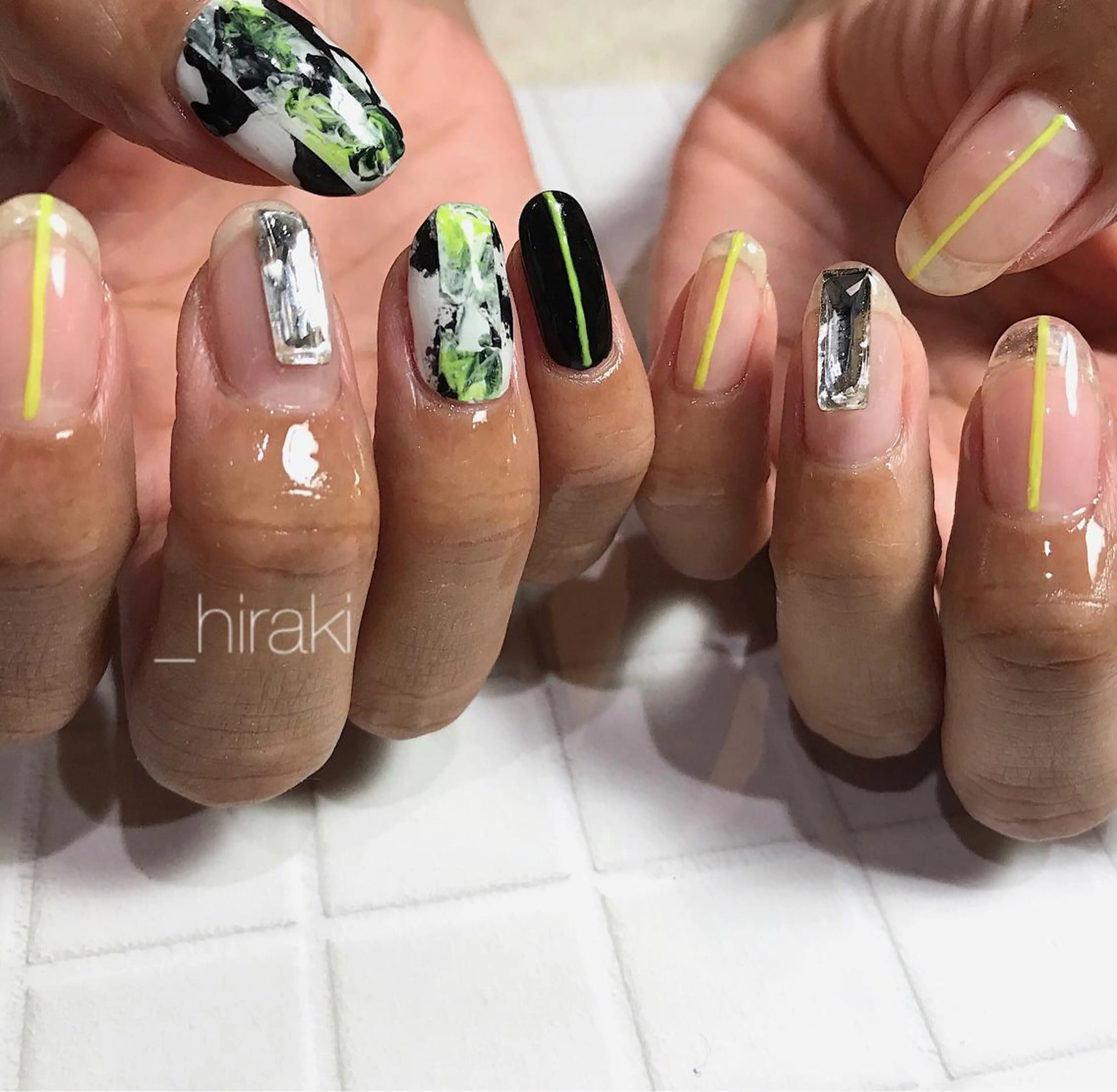 ネイル nail atelier AMBER所属・saori .の眉毛・アイブロウイメージ