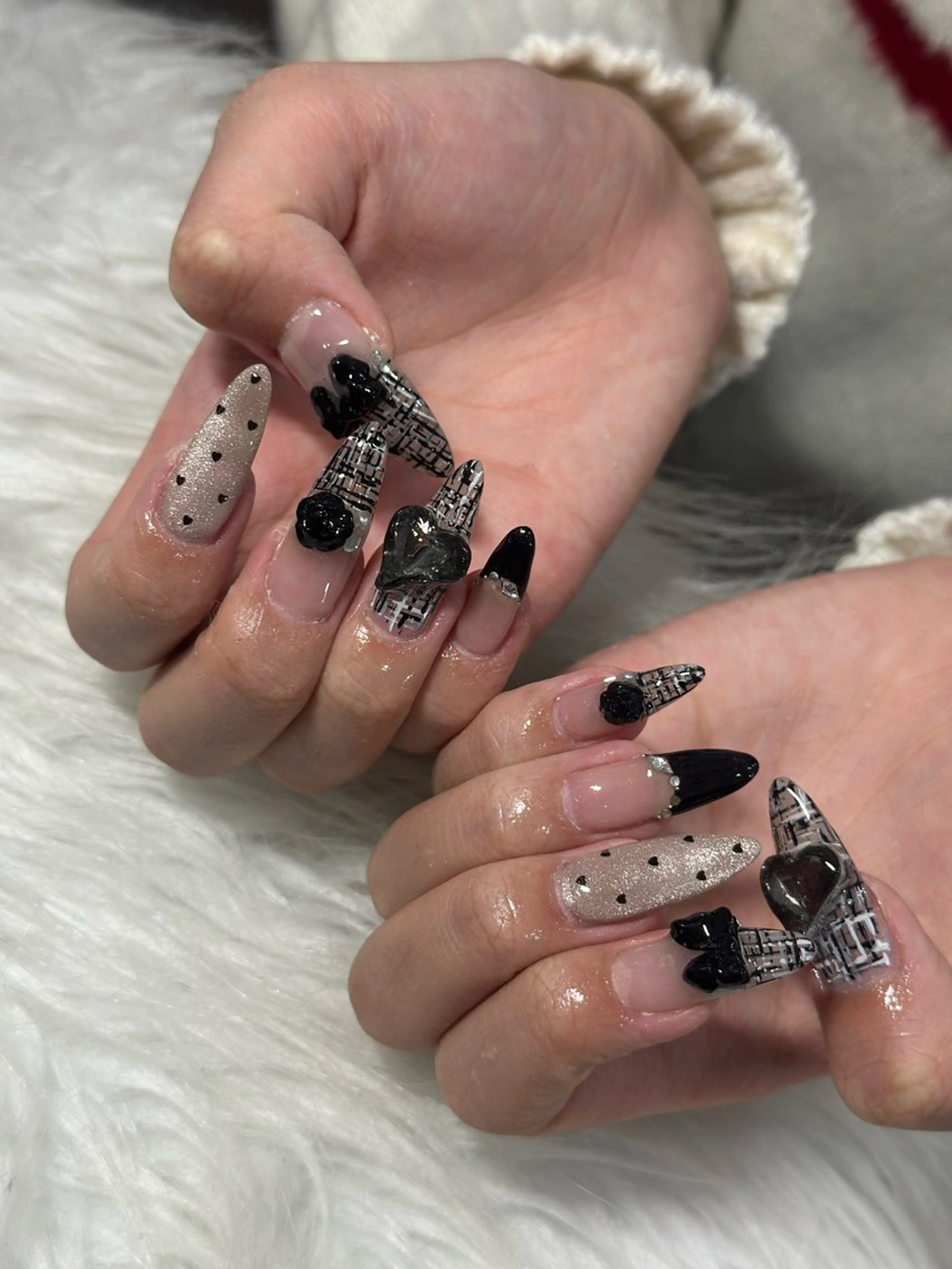 ネイル ハンドネイル LAVISH nanamiのネイルデザイン