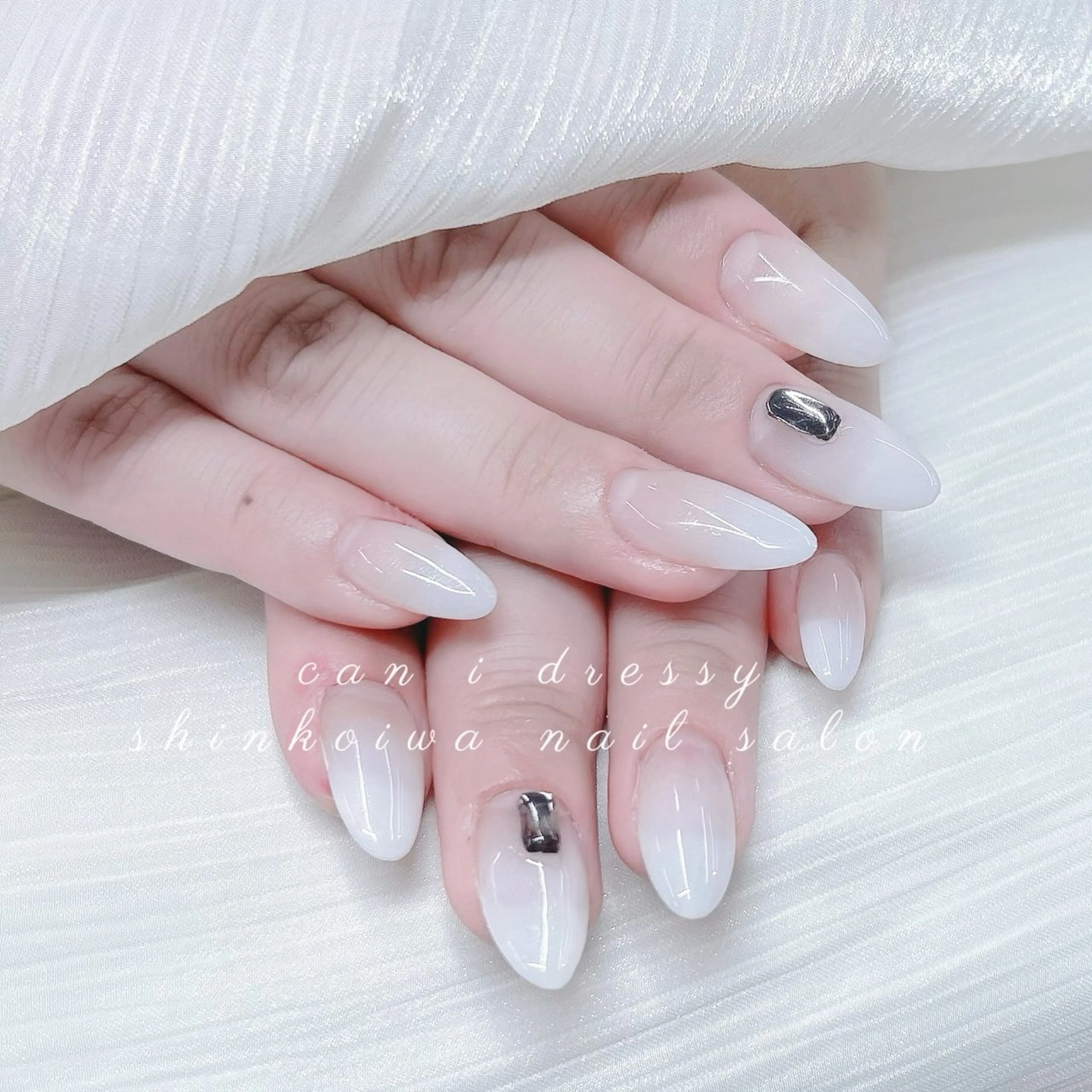 ネイル ホワイト ハンドネイル キャンアイドレッシー 新小岩のネイルデザイン