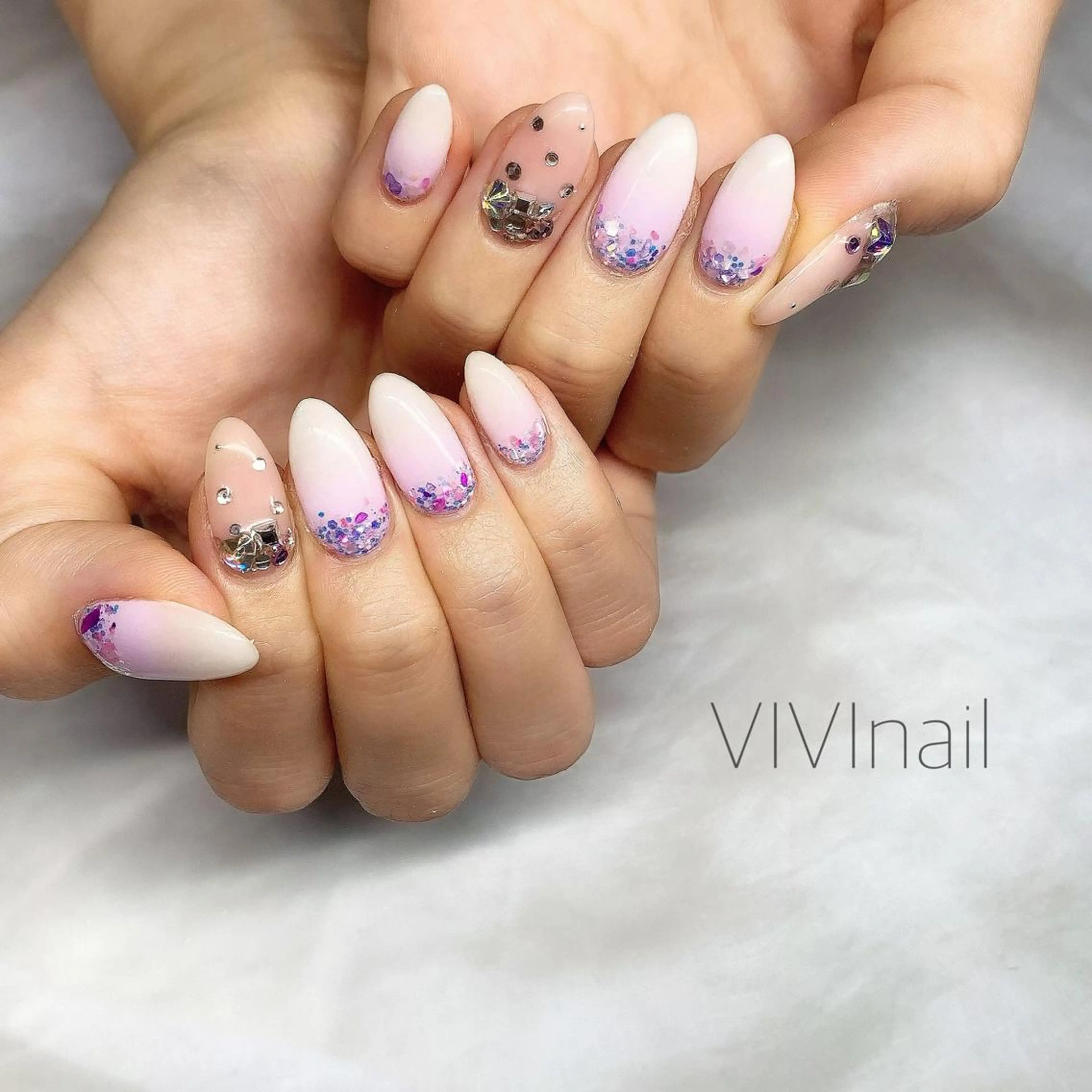 ネイル ハンドネイル vivi nailのネイルデザイン
