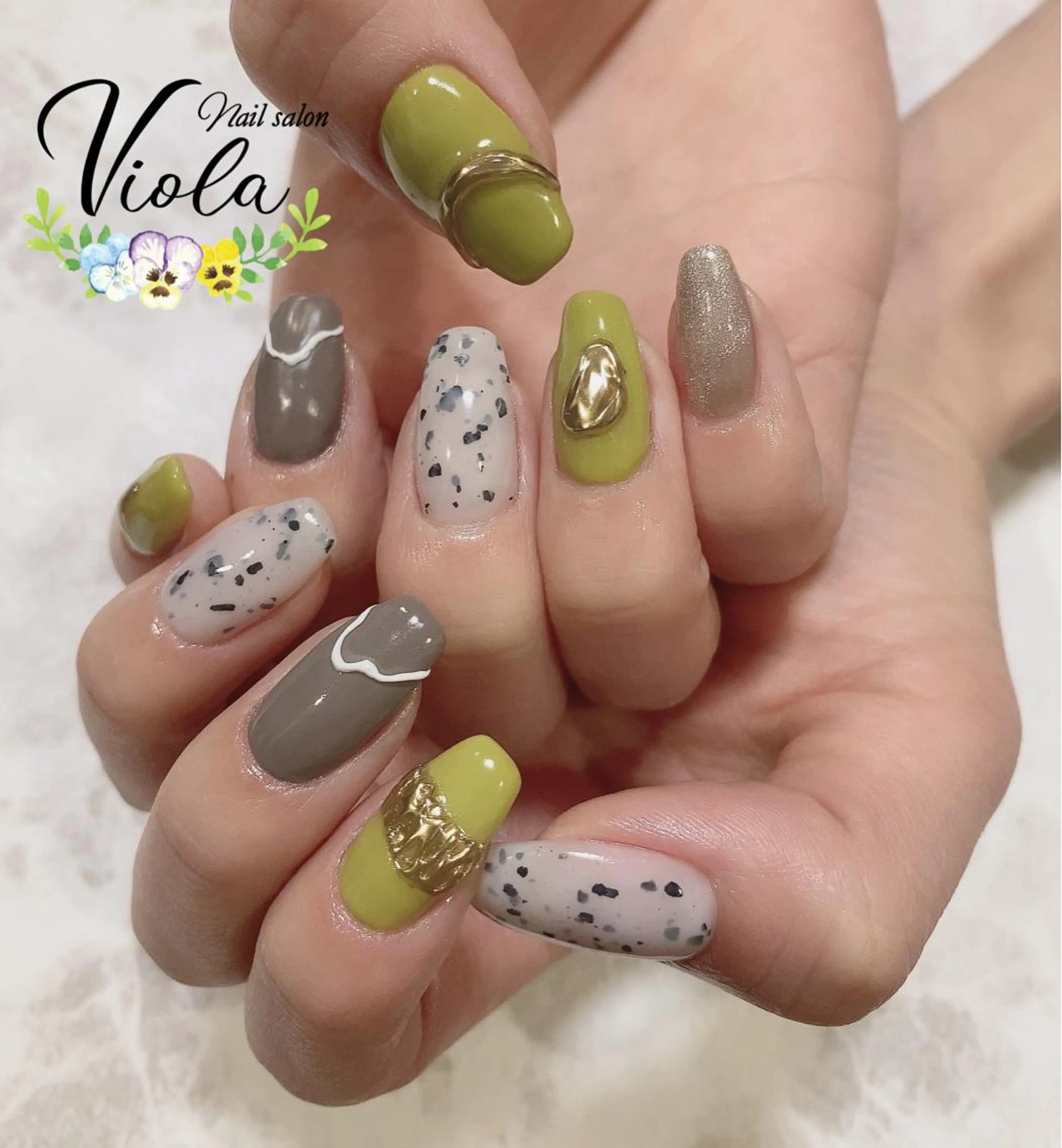 ネイル ジェルネイル ピスタチオネイル スクエアネイル ハンドネイル Nailsalon Viola所属・ネイルサロン Violaのネイルデザイン