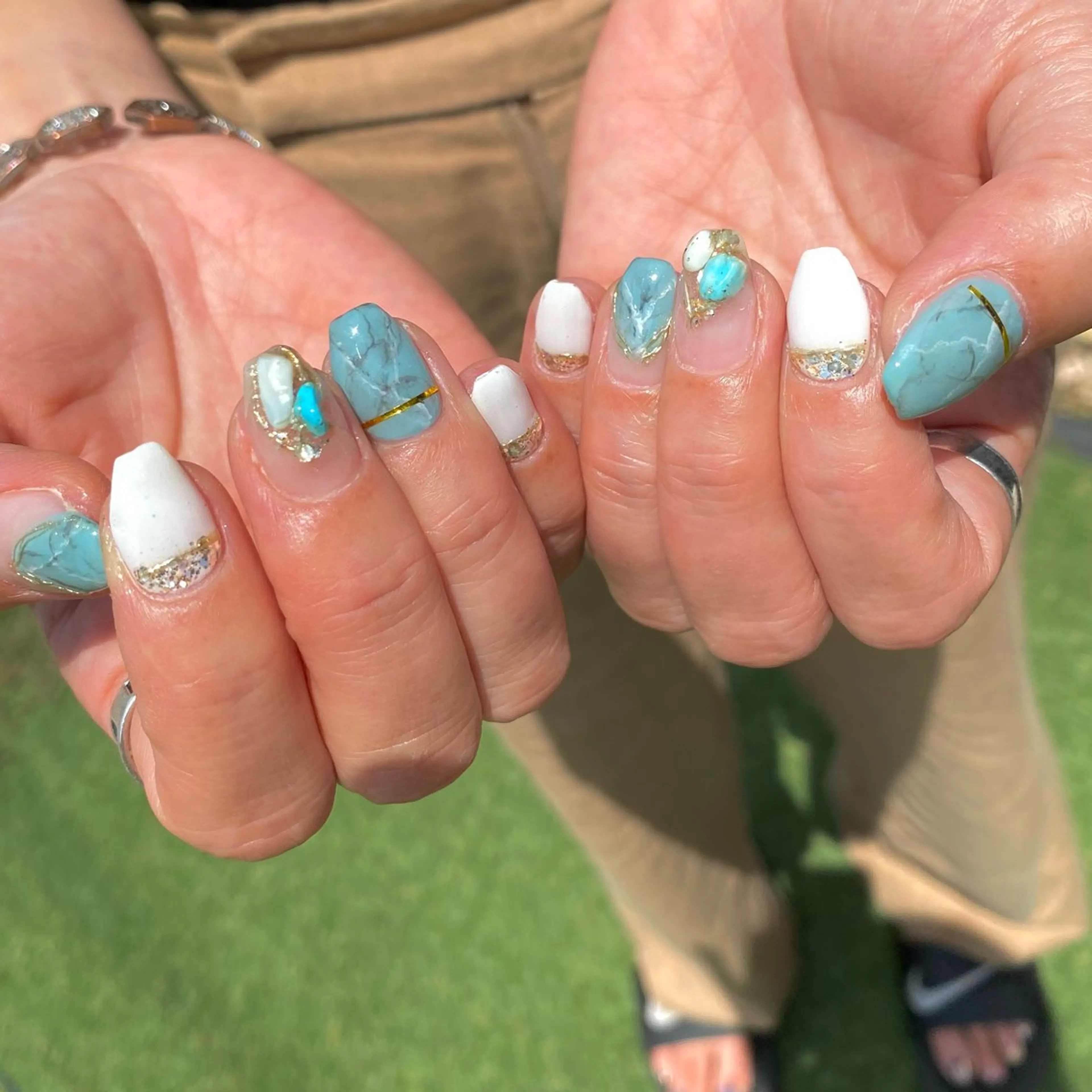 ネイル ハンドネイル デコパーツが得意♪ ネイル/眉毛/エステの眉毛・アイブロウイメージ