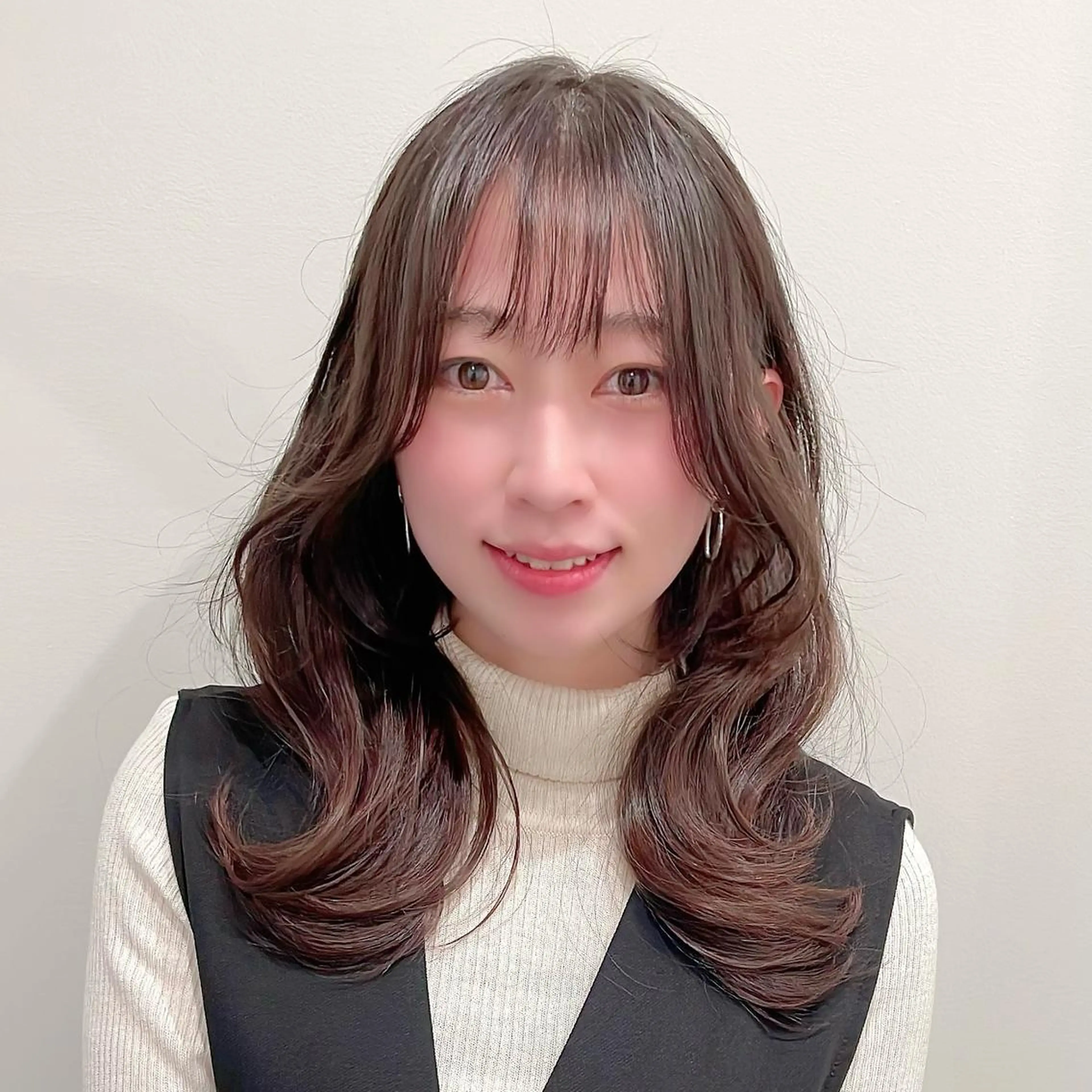 ロング カット ヘアカラー トリートメント 🌹ハッシュカット、 レイヤー韓国ヘア🌹のヘアスタイル