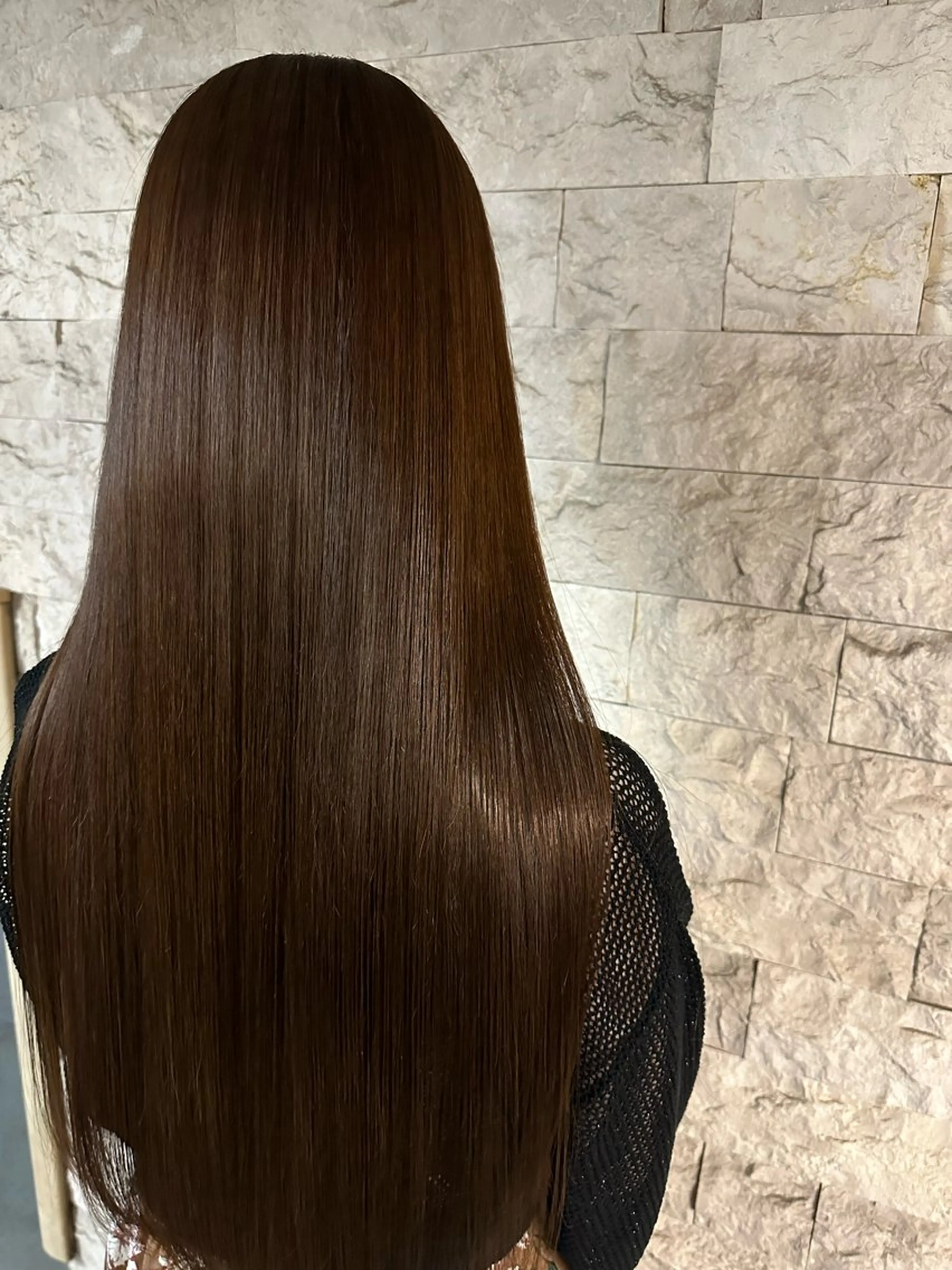 ロング 酸性ストレート Respia所属・早坂 匠/酸性ストレートのヘアスタイル