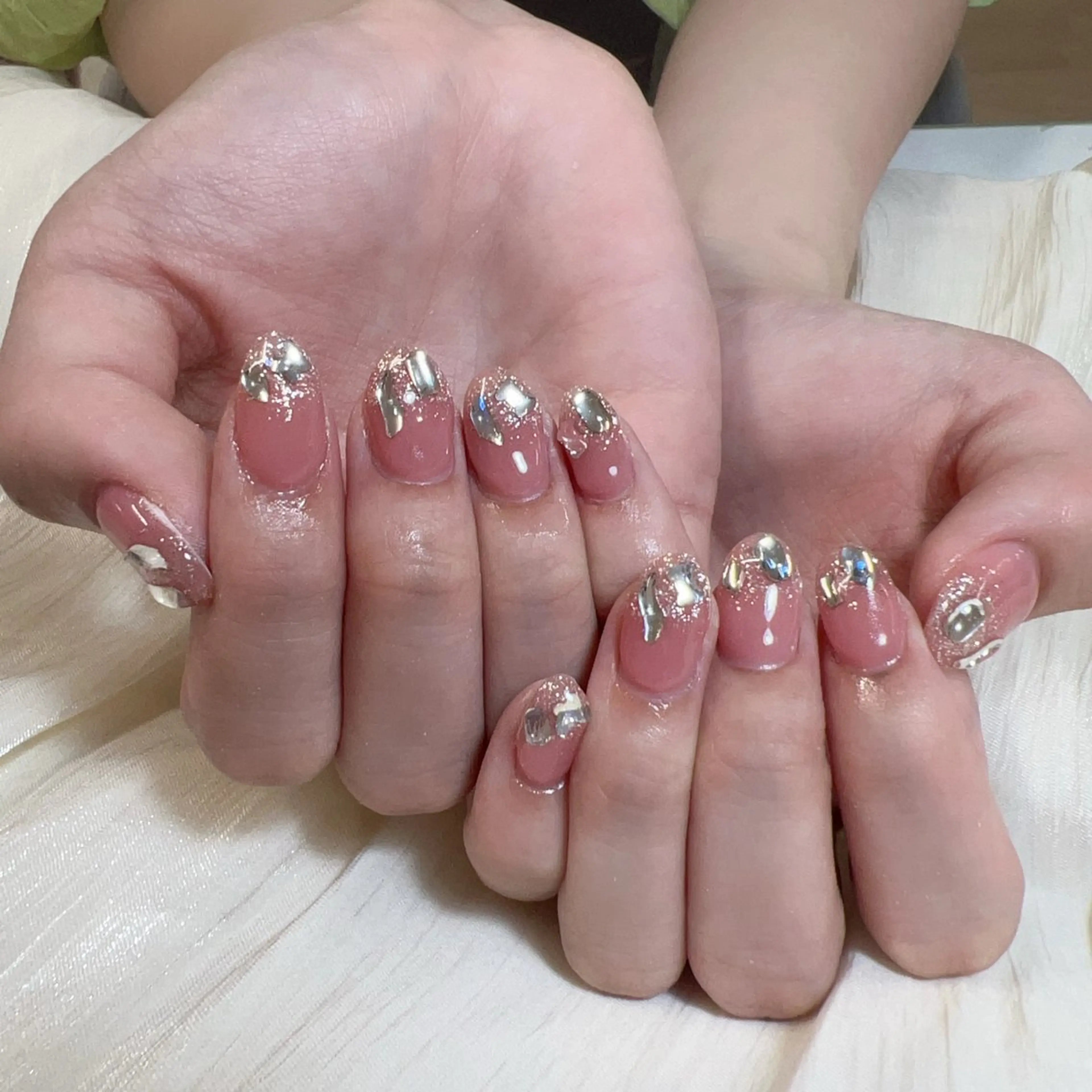 🧊【初回オフ無料ケア込み】 大人気氷ワンホンネイル✨の写真