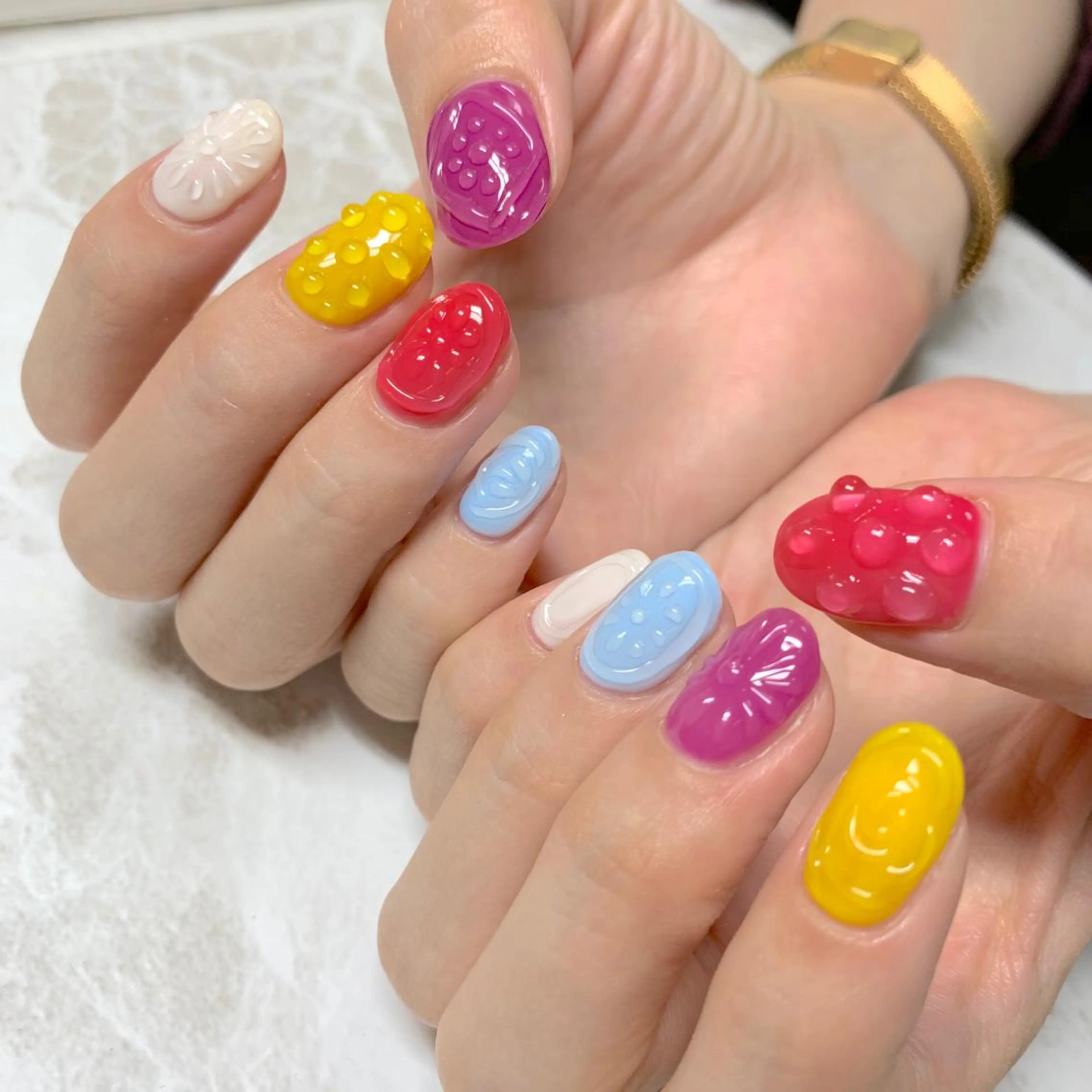 ネイル ハンドネイル ハンドケア LULU LIMAのネイルデザイン