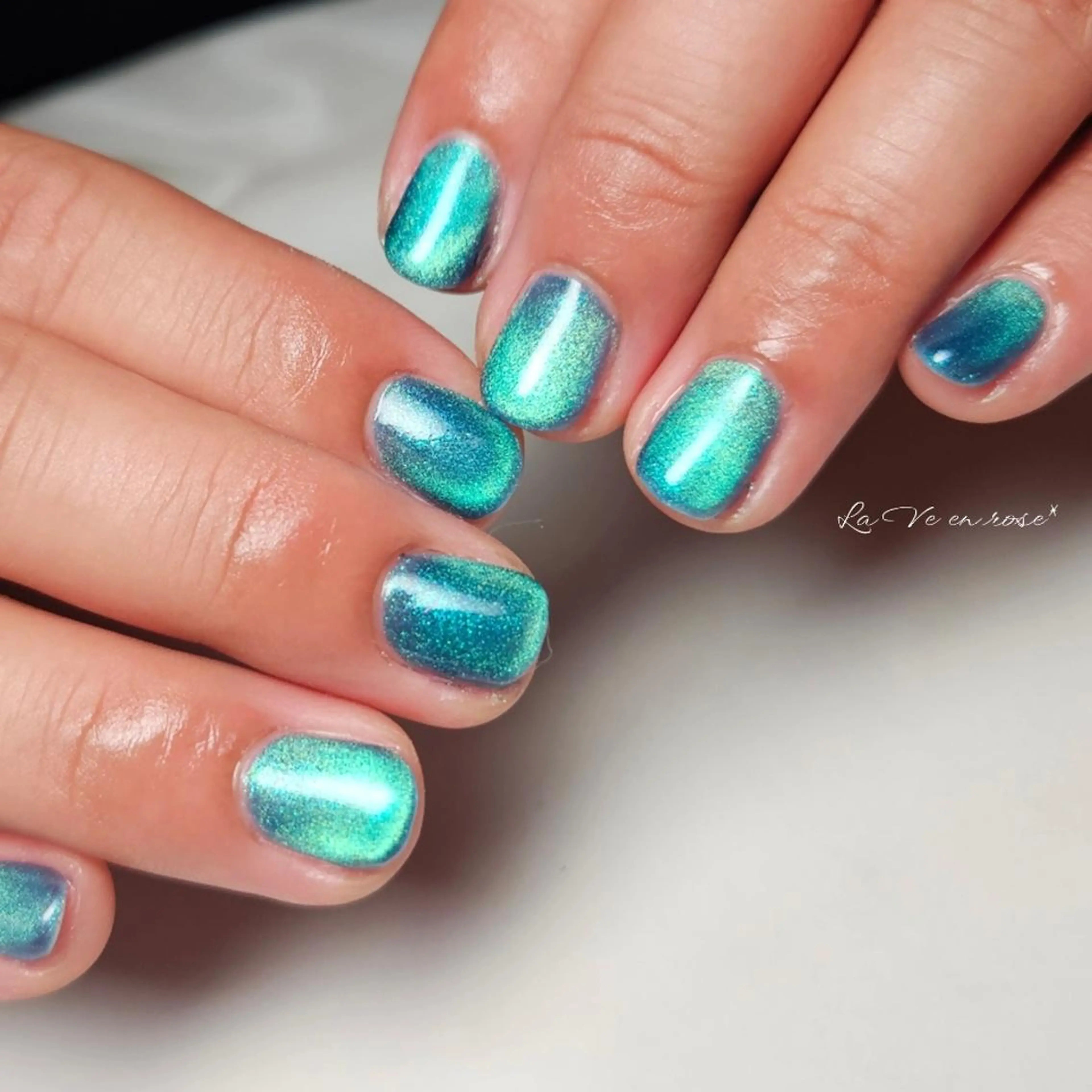 ネイル ラヴィアン ローズのネイルデザイン