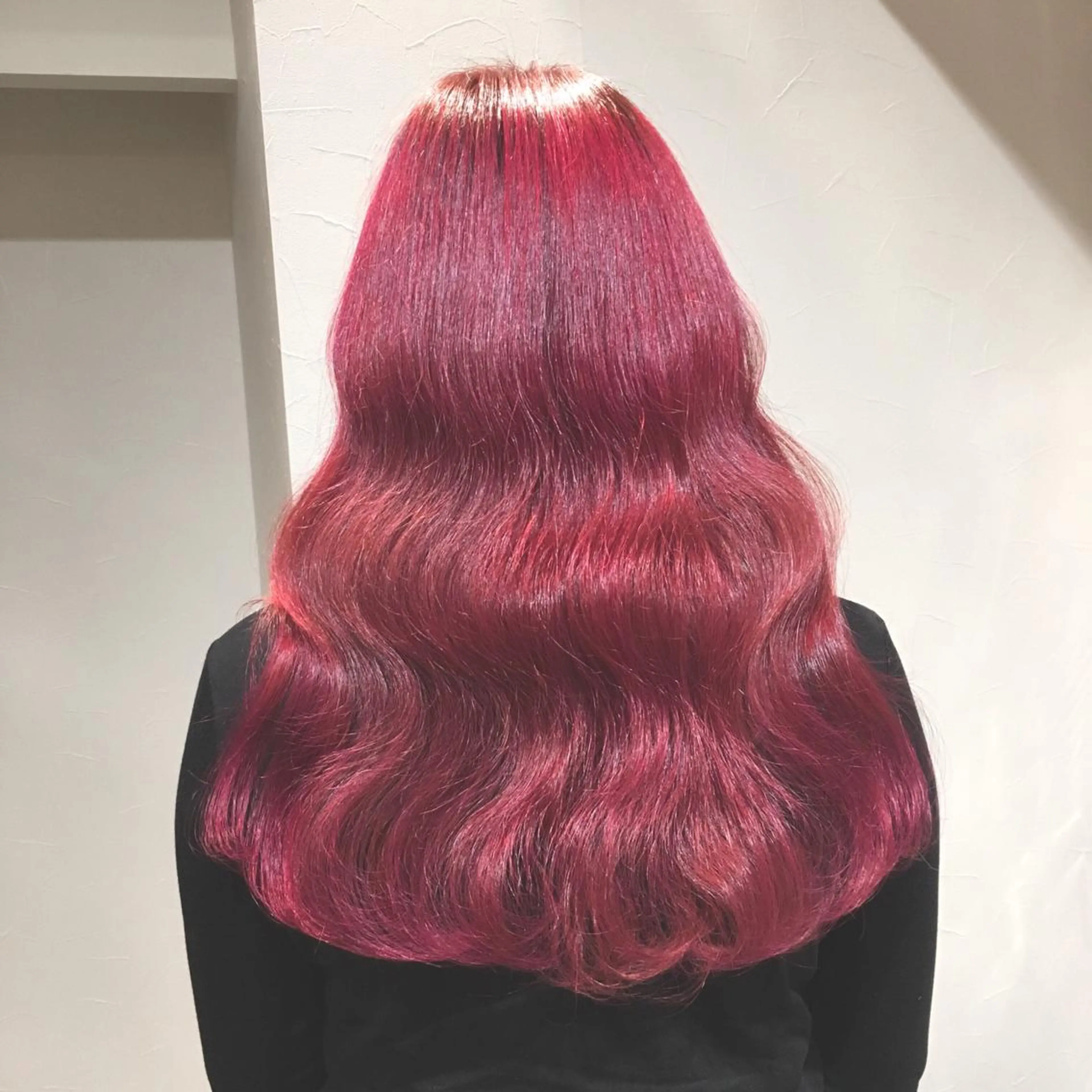 ロング カラー ヘアアレンジ ブリーチ レッドカラー As hair所属・柔らか垢抜けｶﾗｰと ｶｯﾄ🫧ASUKAのヘアスタイル