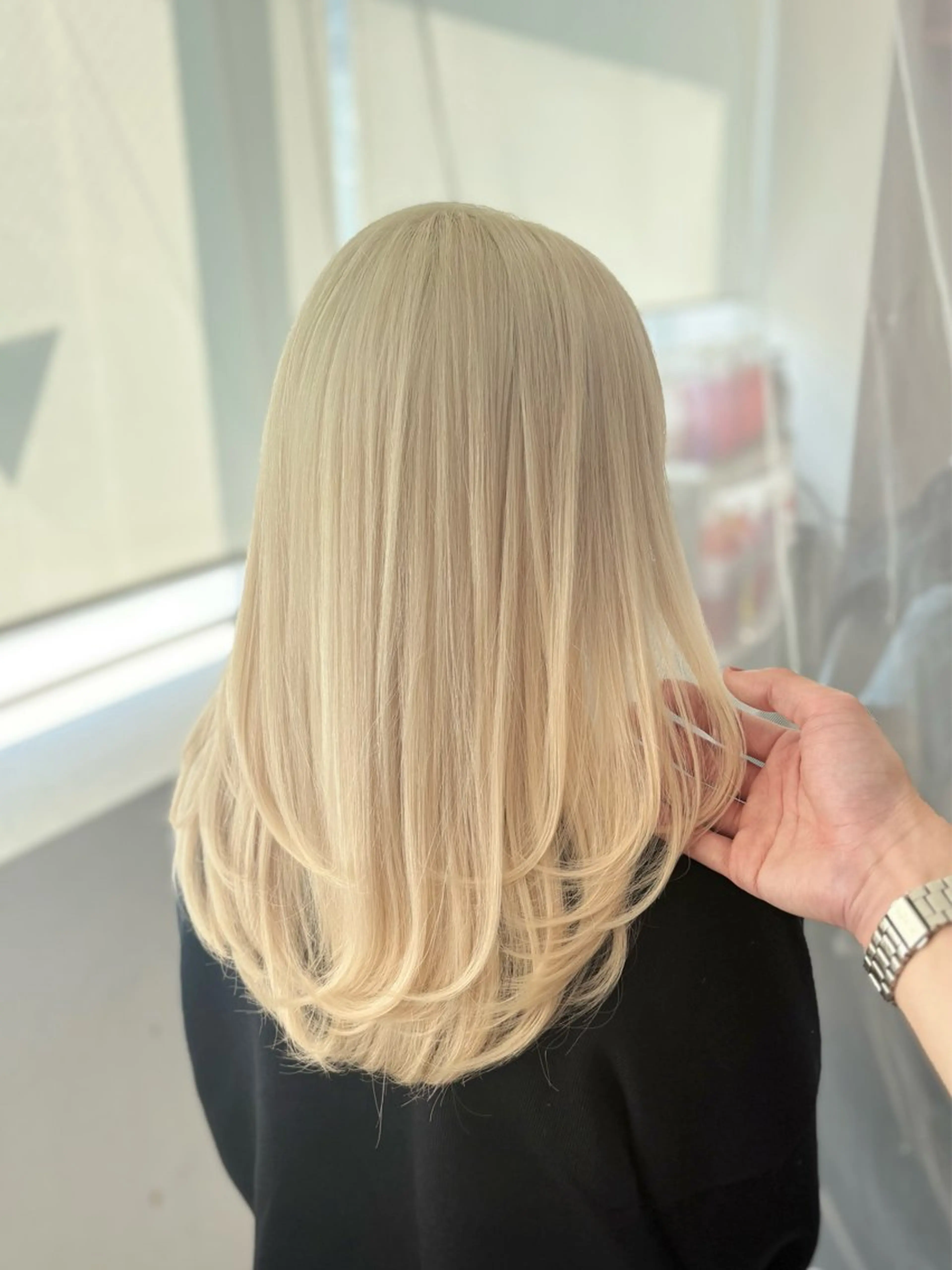 ロング カラー ヘアカラー トリートメント GaKu/ハイトーン /ブリーチ/レイヤーのヘアスタイル