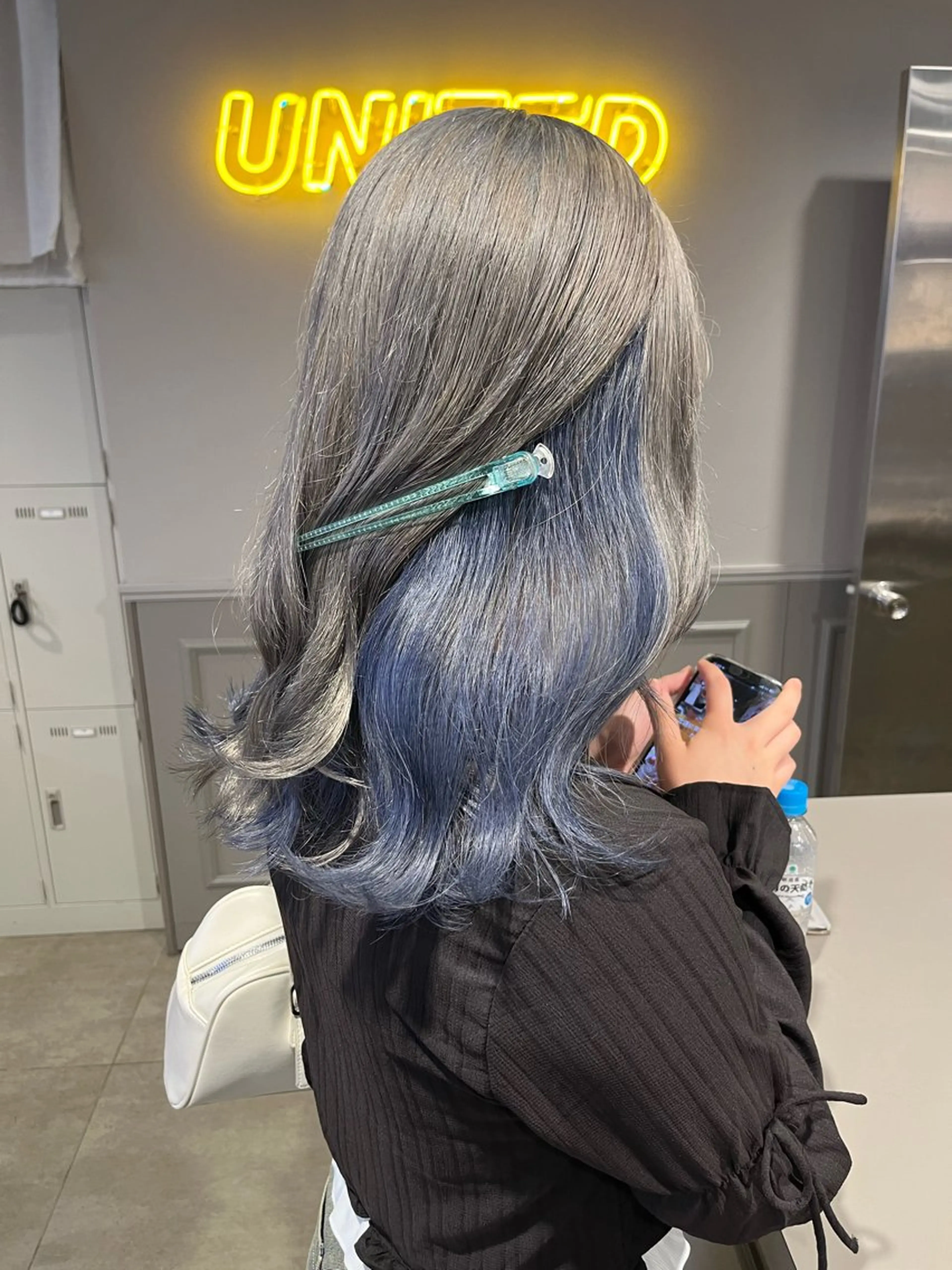 セミロング ヘアカラー トリートメント ヘッドスパ ヘアセット 寒色＆ブリーチ特化 寒色MiOのヘアスタイル