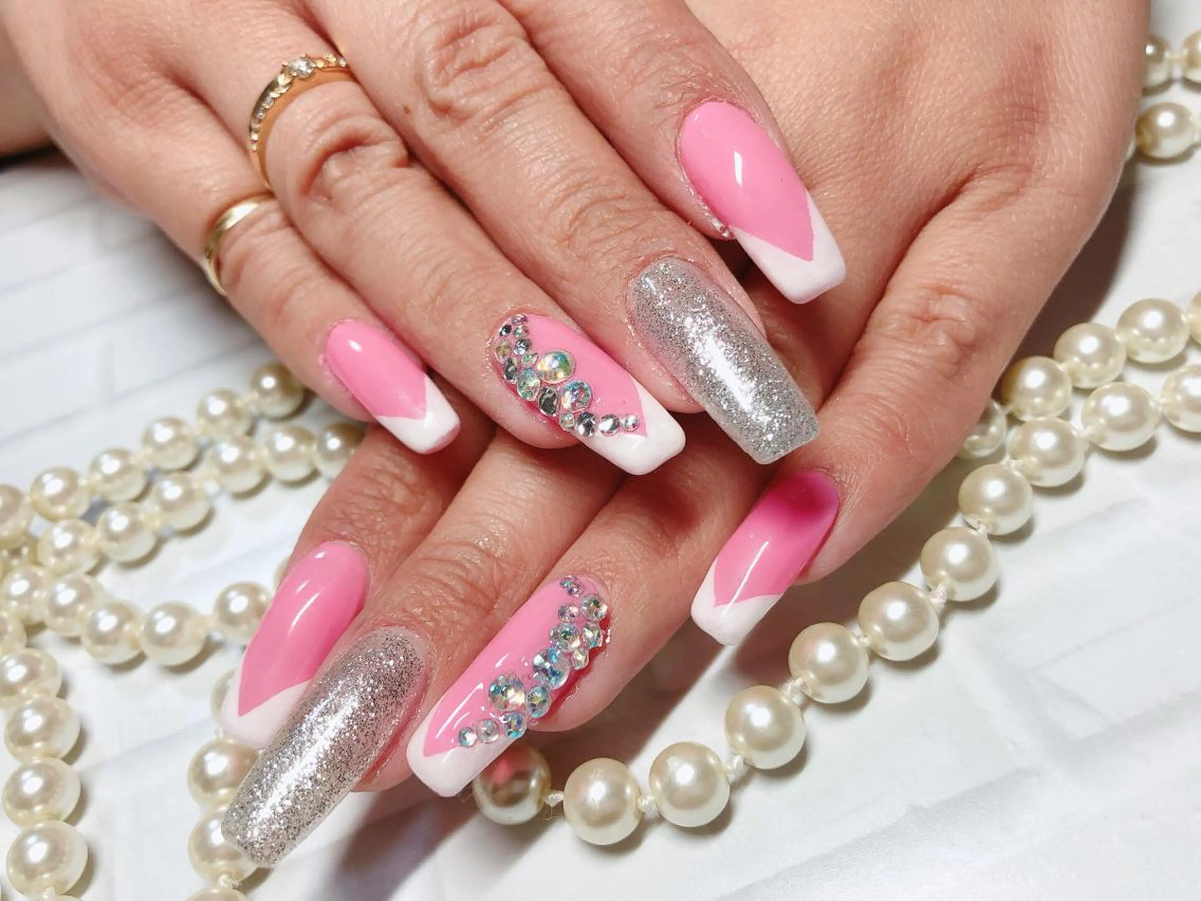 ネイル ロングネイル スカルプネイル ハンドネイル ハンドケア ネイルサロン HARRYS所属・ネイル・脱毛サロン HARRYSのエステ・リラクイメージ