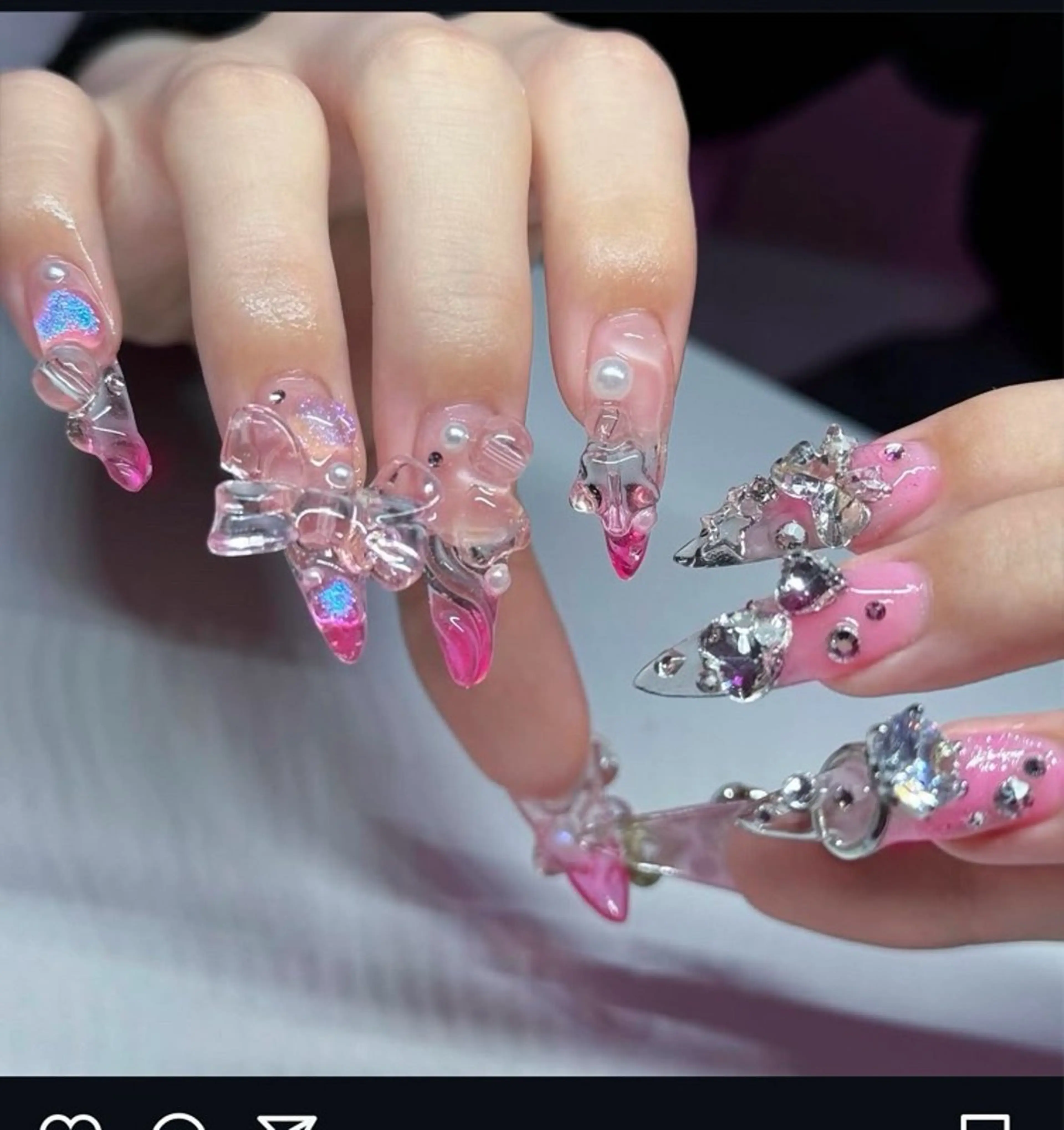 ネイル フレンチネイル ジェルネイル ガラスフレンチ ハロウィン ハート H.baby Nail Salonのネイルデザイン