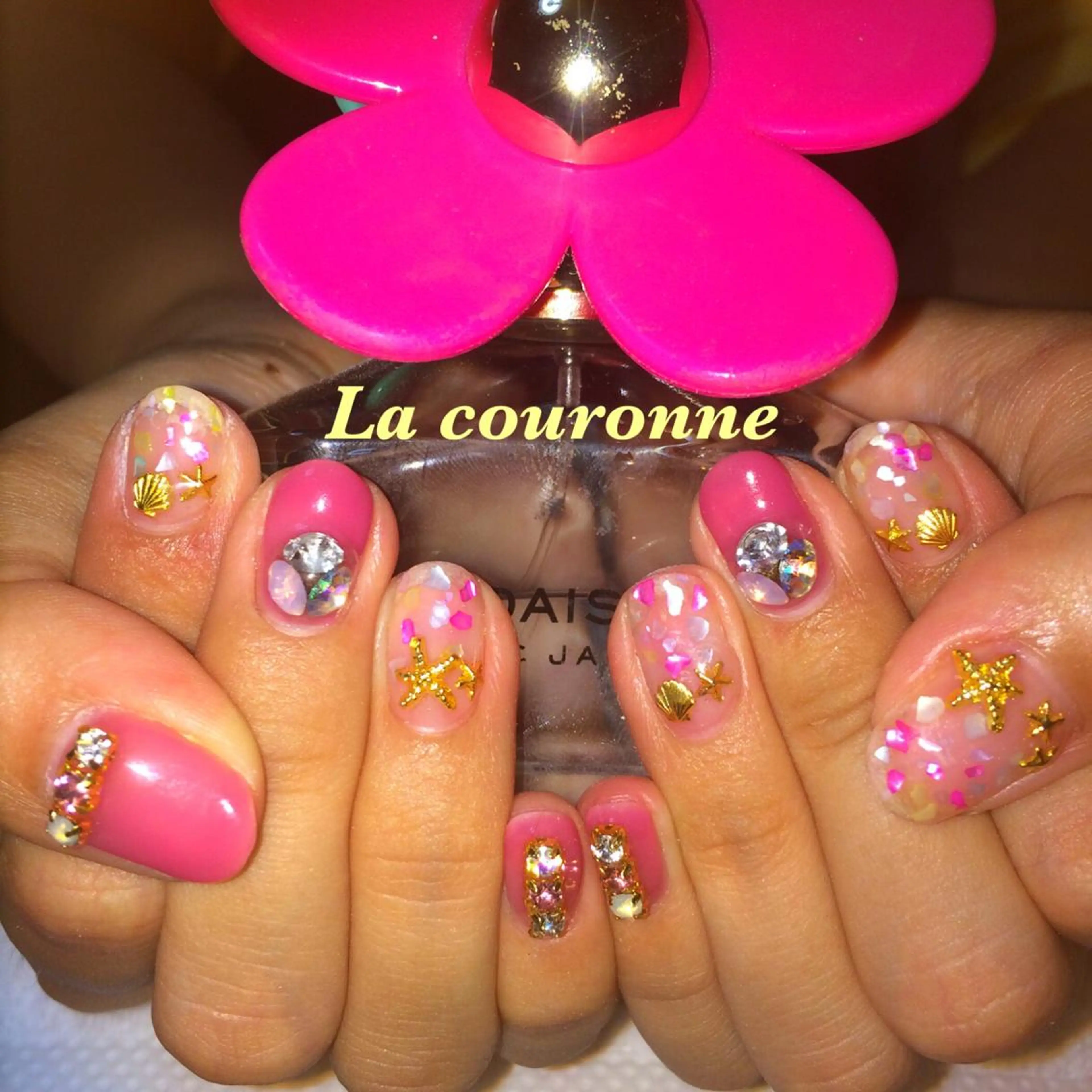 ネイル Lacouronne NATSUMIのネイルデザイン