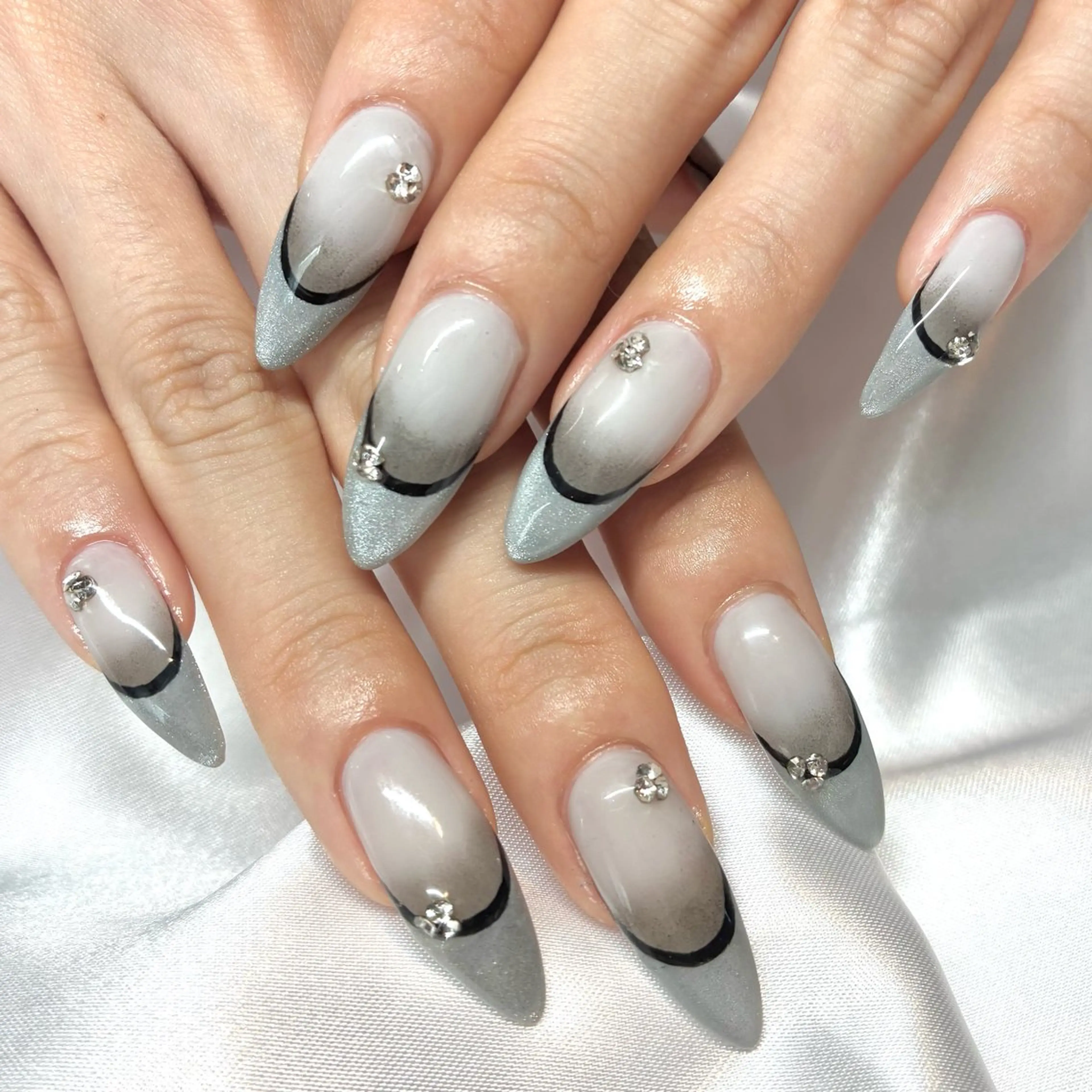 ネイル Nail ヌシん家 AKANEのネイルデザイン