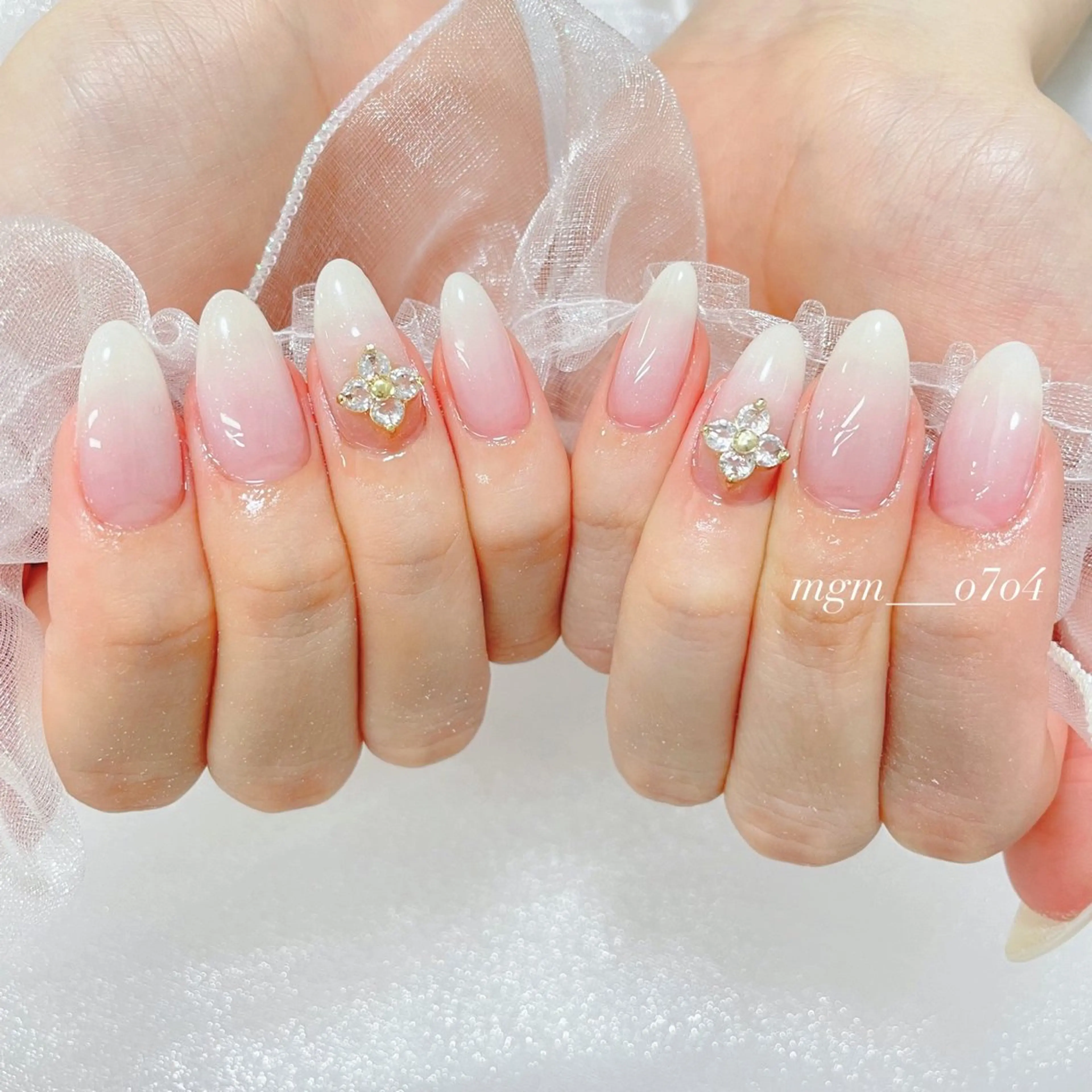 ネイル MoON...❤︎ MeGuのネイルデザイン