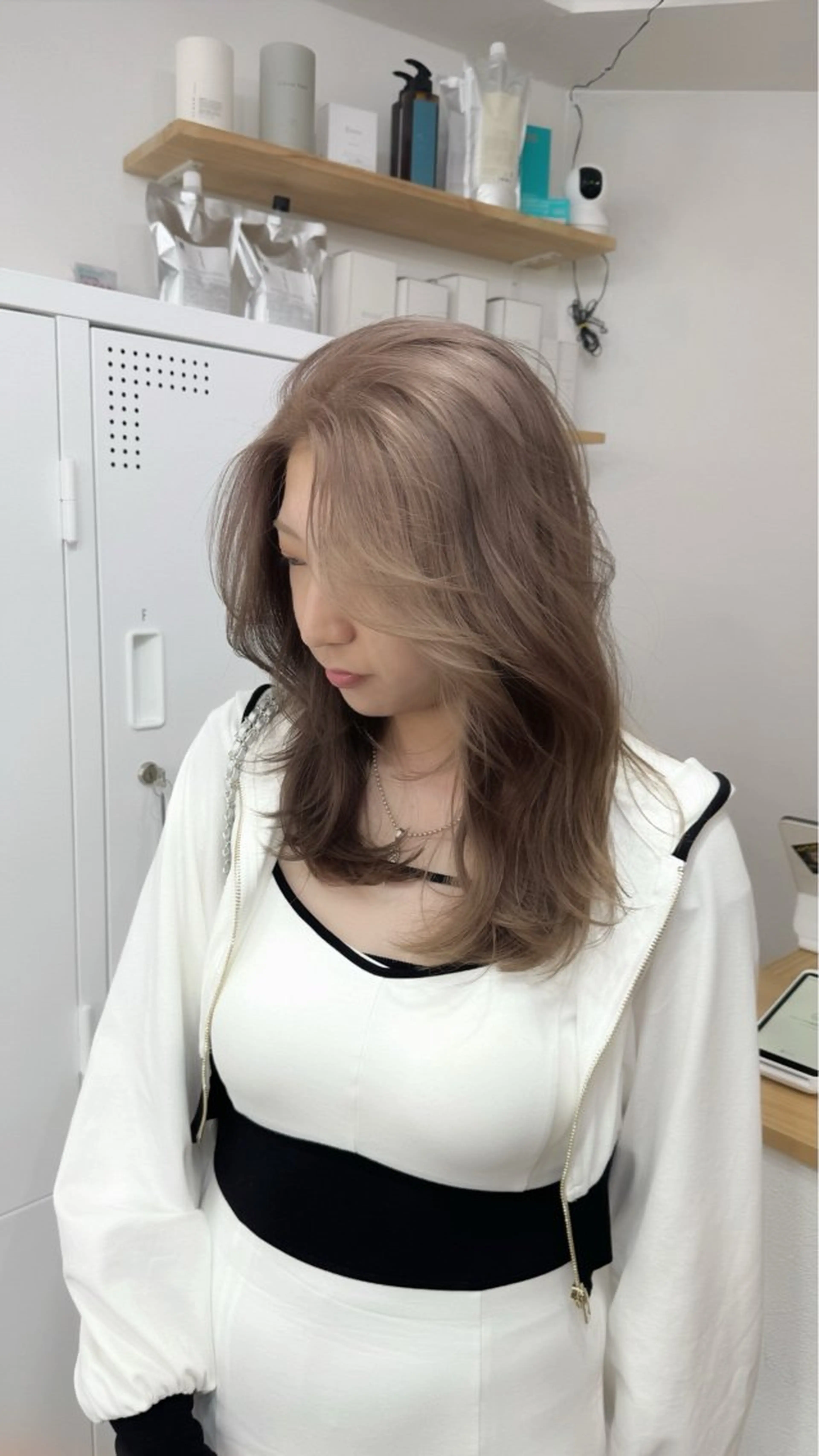 セミロング ✂︎透明感カラー特化 /日和優真✂︎のヘアスタイル