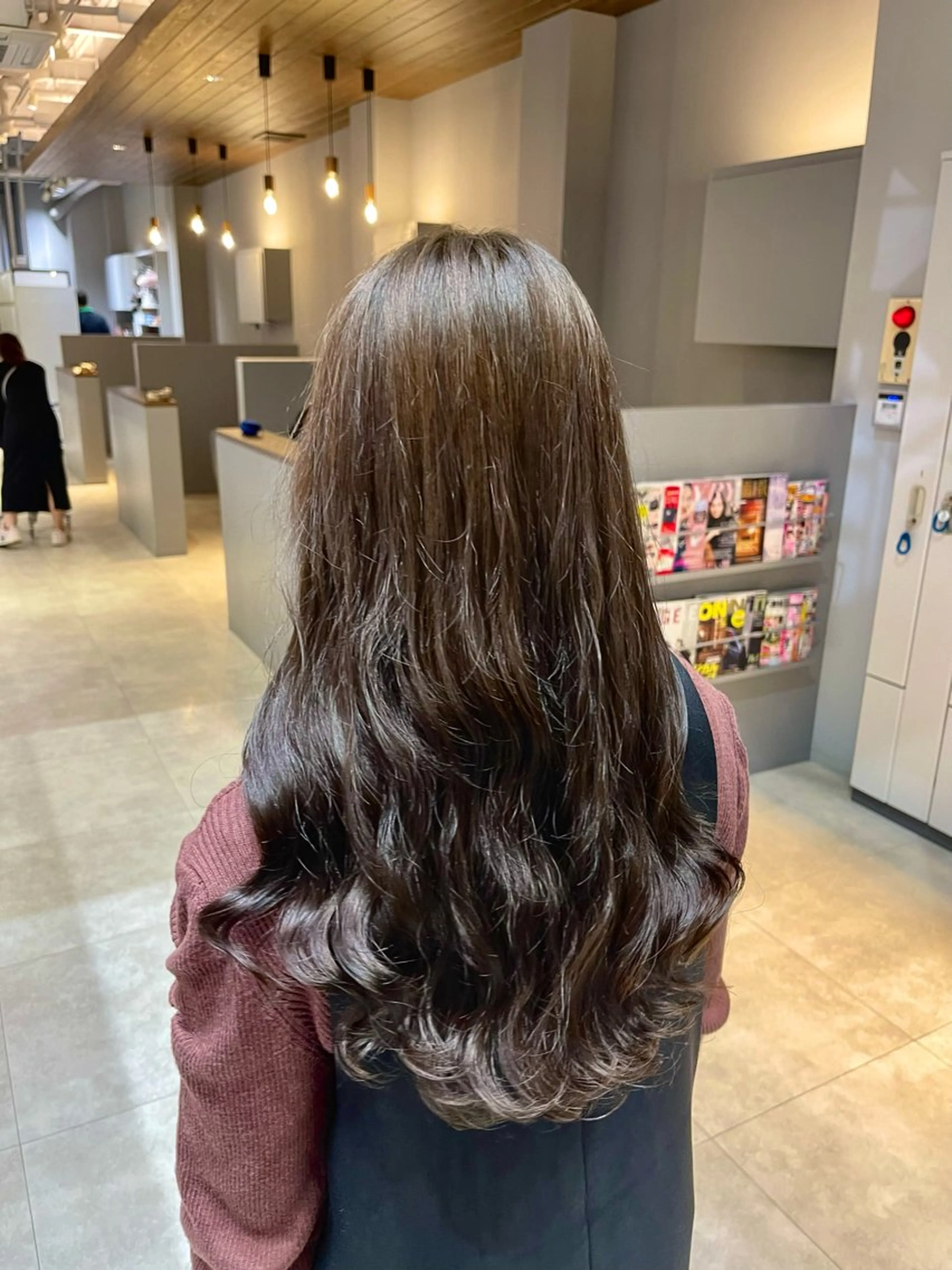 【大人気！】カット+コテ巻き風デジタルパーマ+Aujuaトリートメント    ￥16,940​〜​の写真