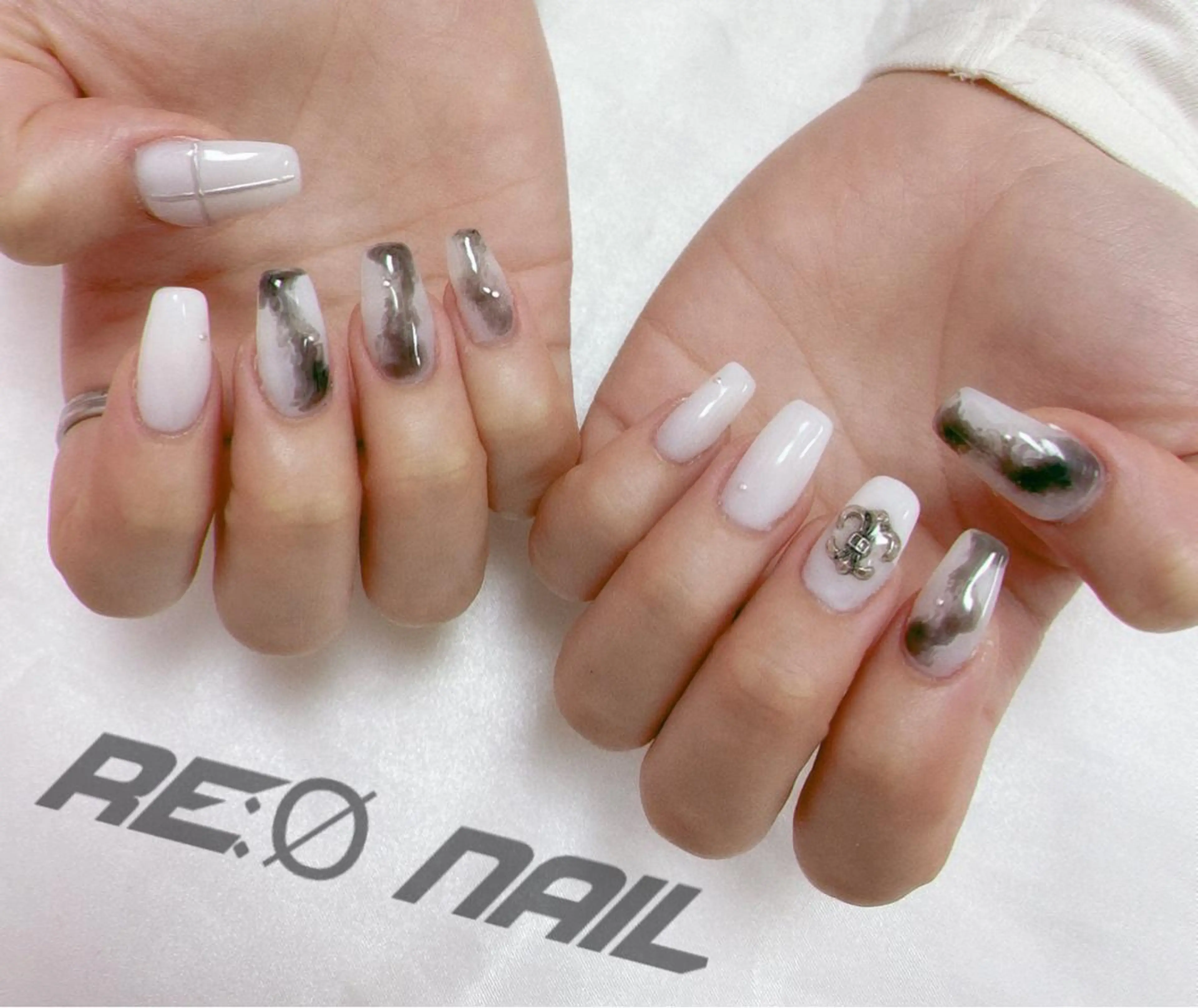 ネイル 大理石ネイル(マーブル) ニュアンスネイル ハンドネイル Re:Ø nail 🩵TSUJIのネイルデザイン