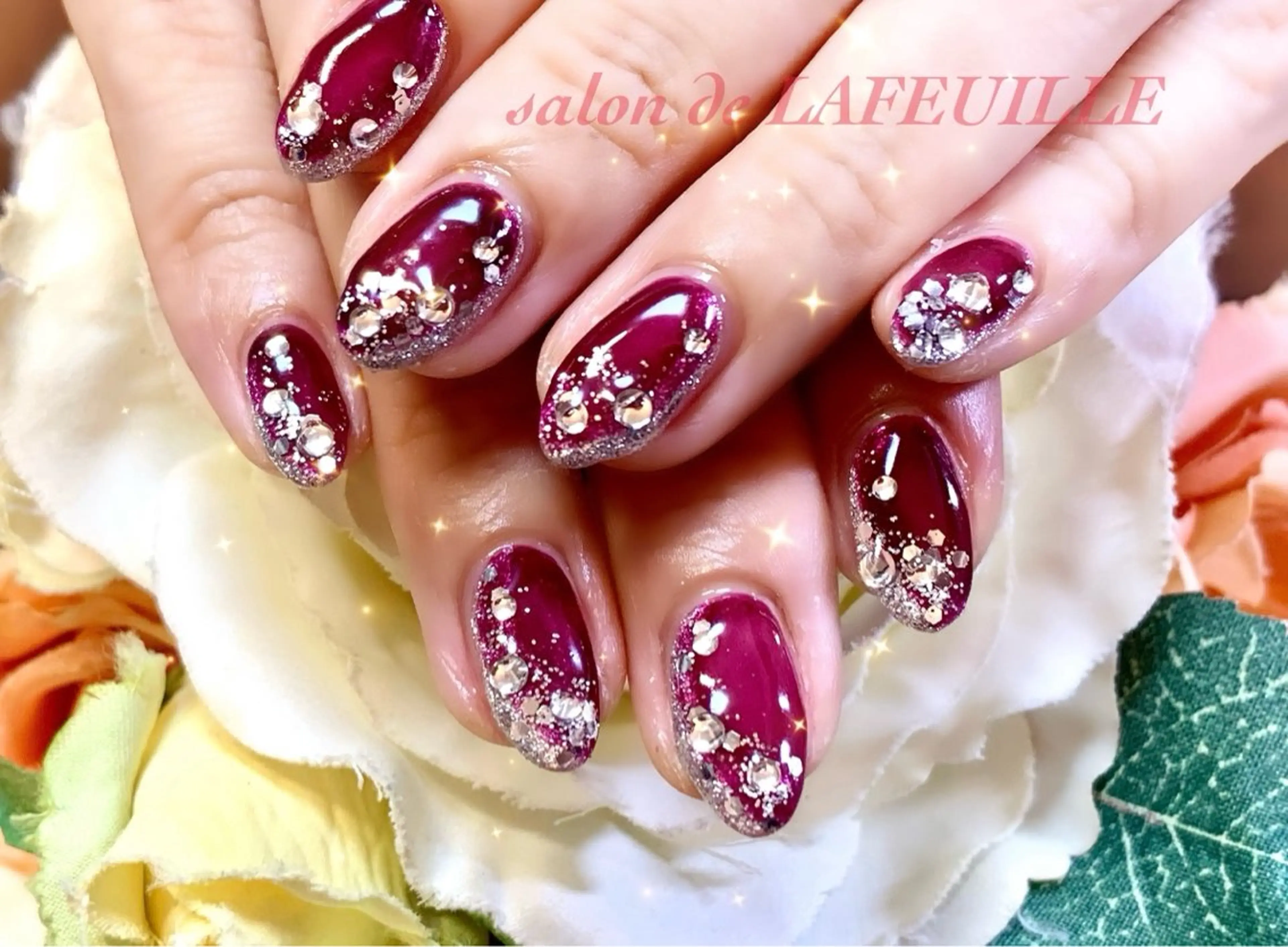 ネイル アートネイル ボルドー 成人式 ジェルネイル スカルプネイル サロンドラフィーユ LAFEUILLEのネイルデザイン