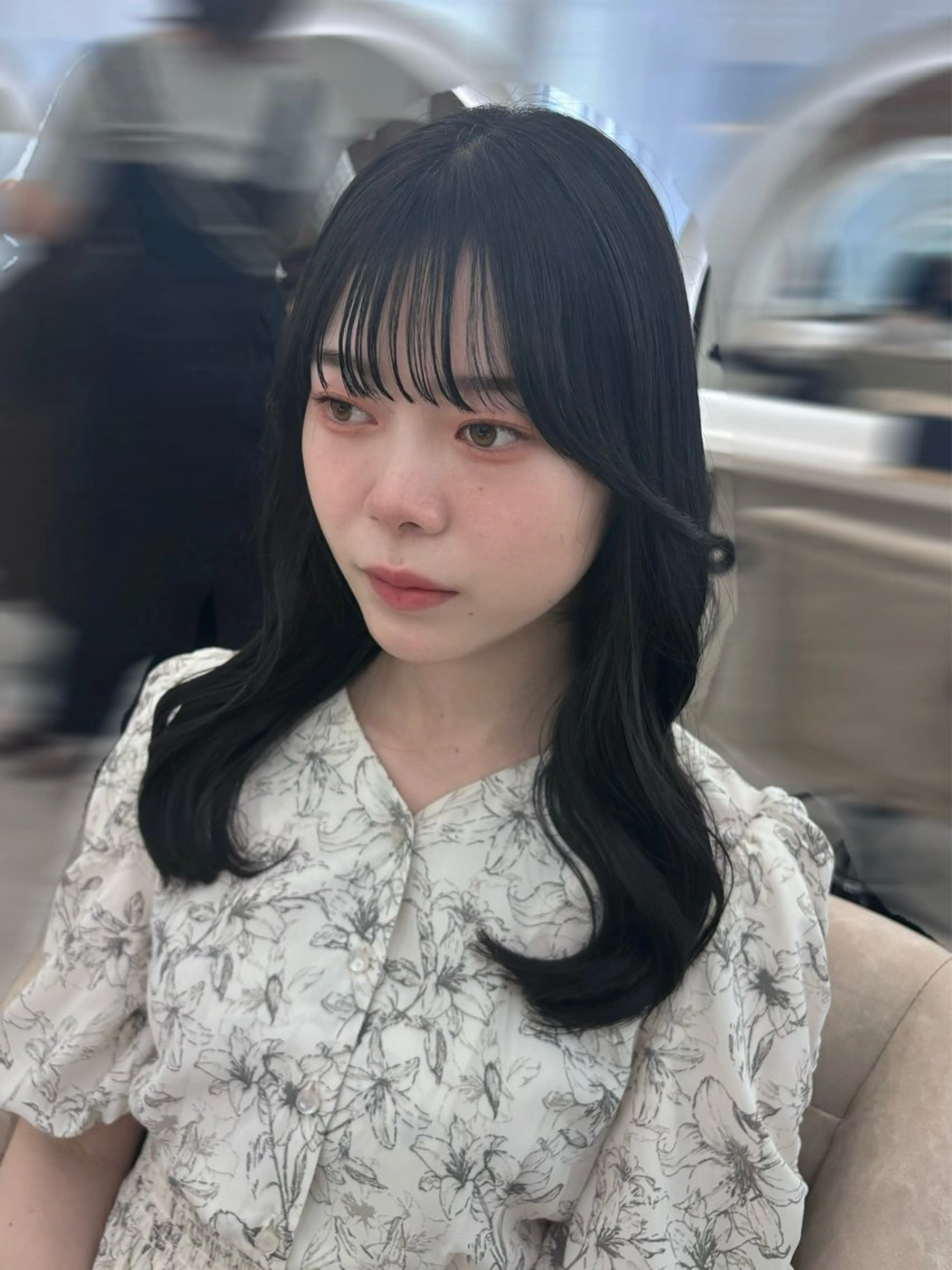 ミディアム くびれヘア 髪質改善 トリートメント カット ヘアカラー トリートメント 盛れる顔まわりカット 🩰💕SHIONのヘアスタイル