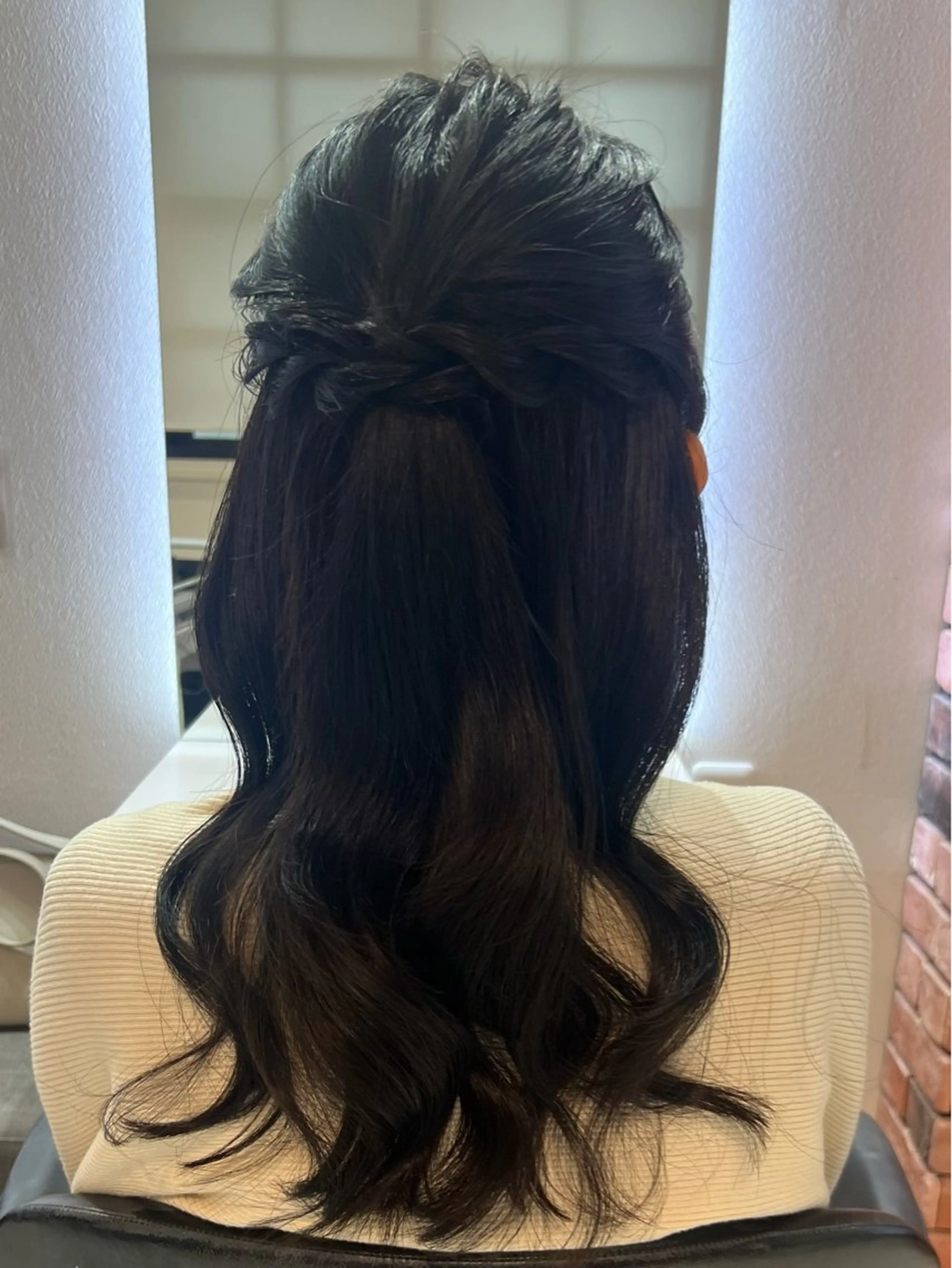 セミロング ヘアアレンジ Hitomi/ 練習モデル募集中のヘアスタイル