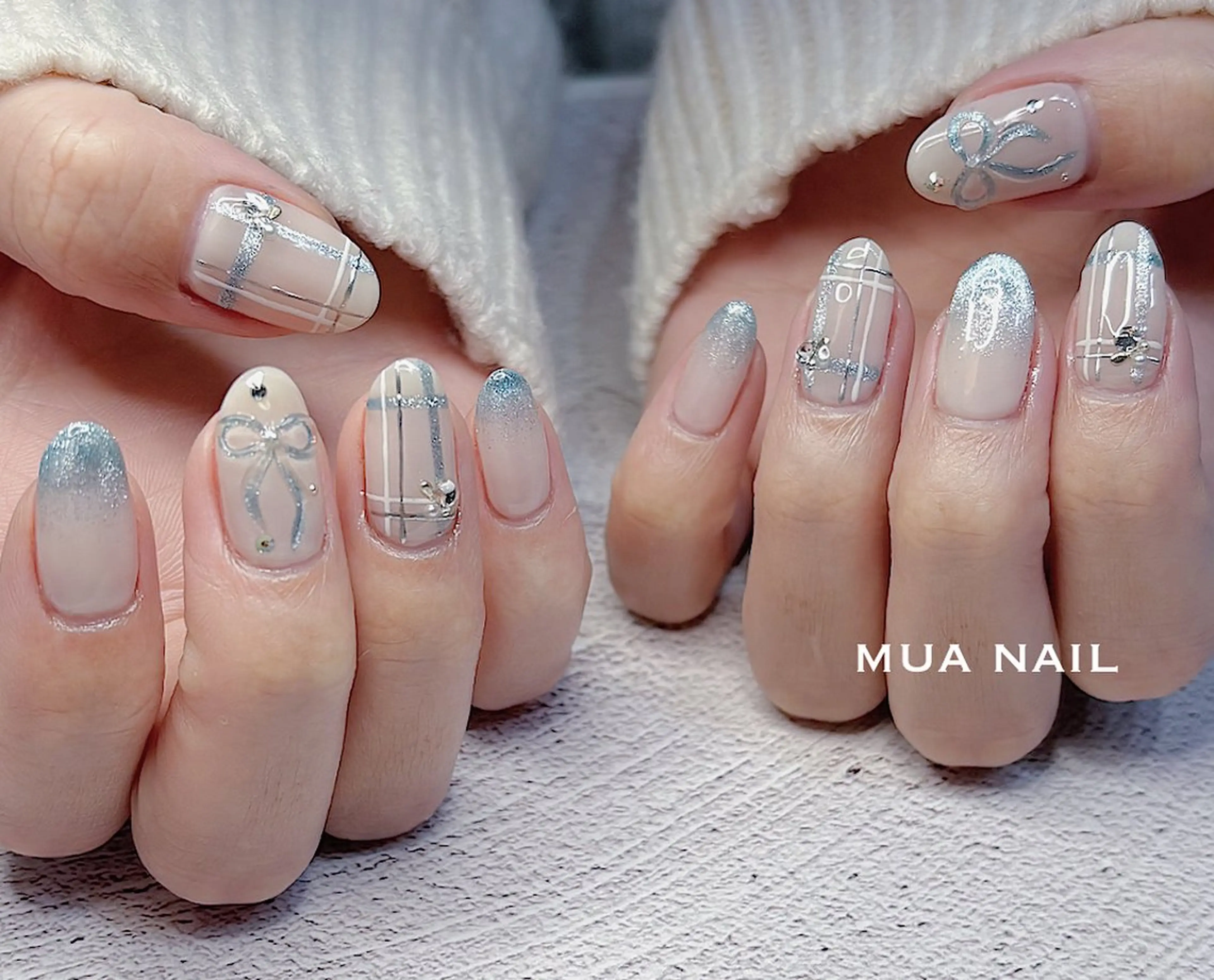 ネイル マグネットネイル リボン 冬ネイル クリスマス ハンドネイル mua nail mikiのネイルデザイン