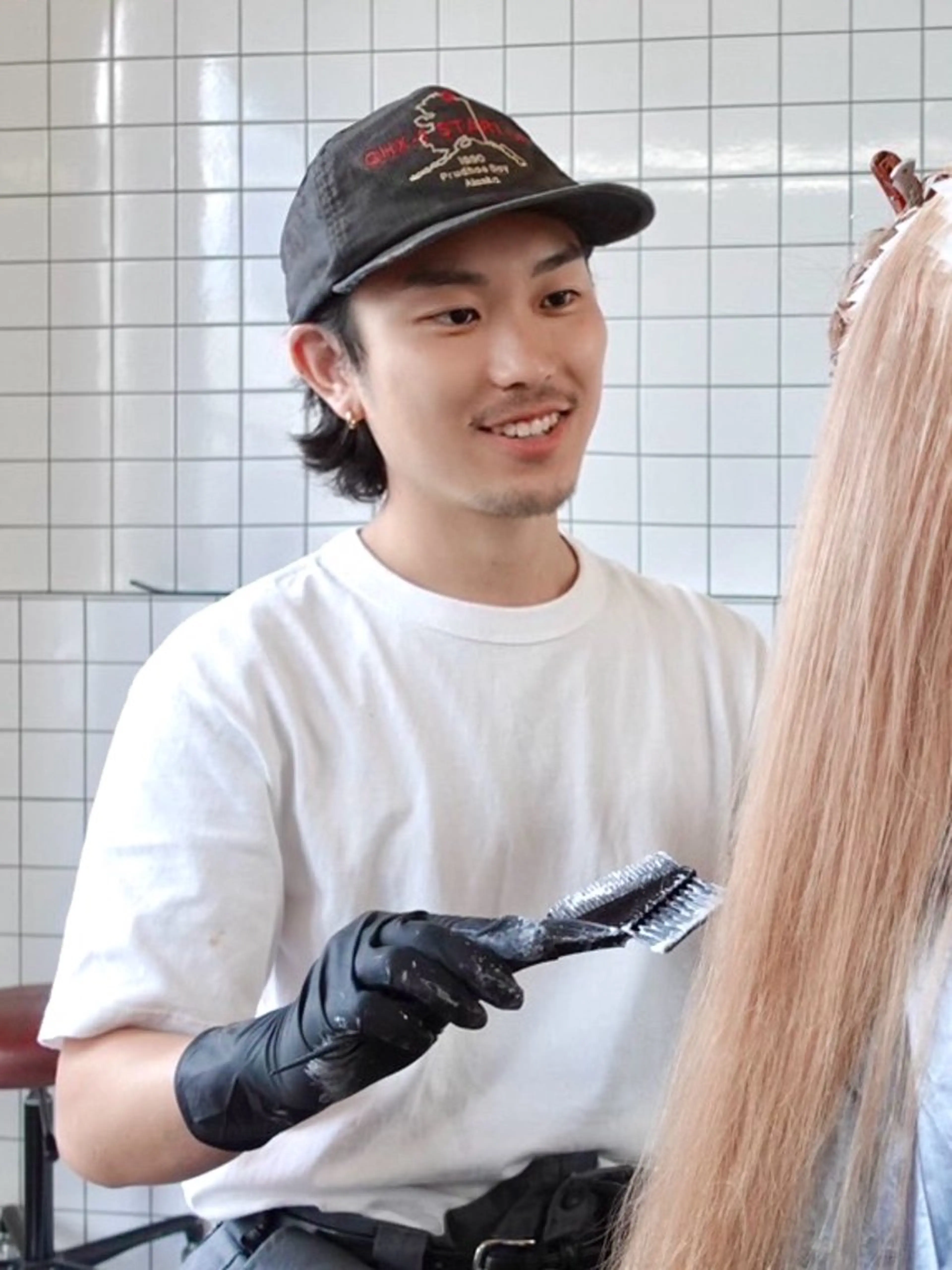 ミディアム カラー アッシュ アッシュブラウン ブリーチ ブラウンカラー ケアブリーチ レイヤー専門家 ダブルカラー修のヘアスタイル