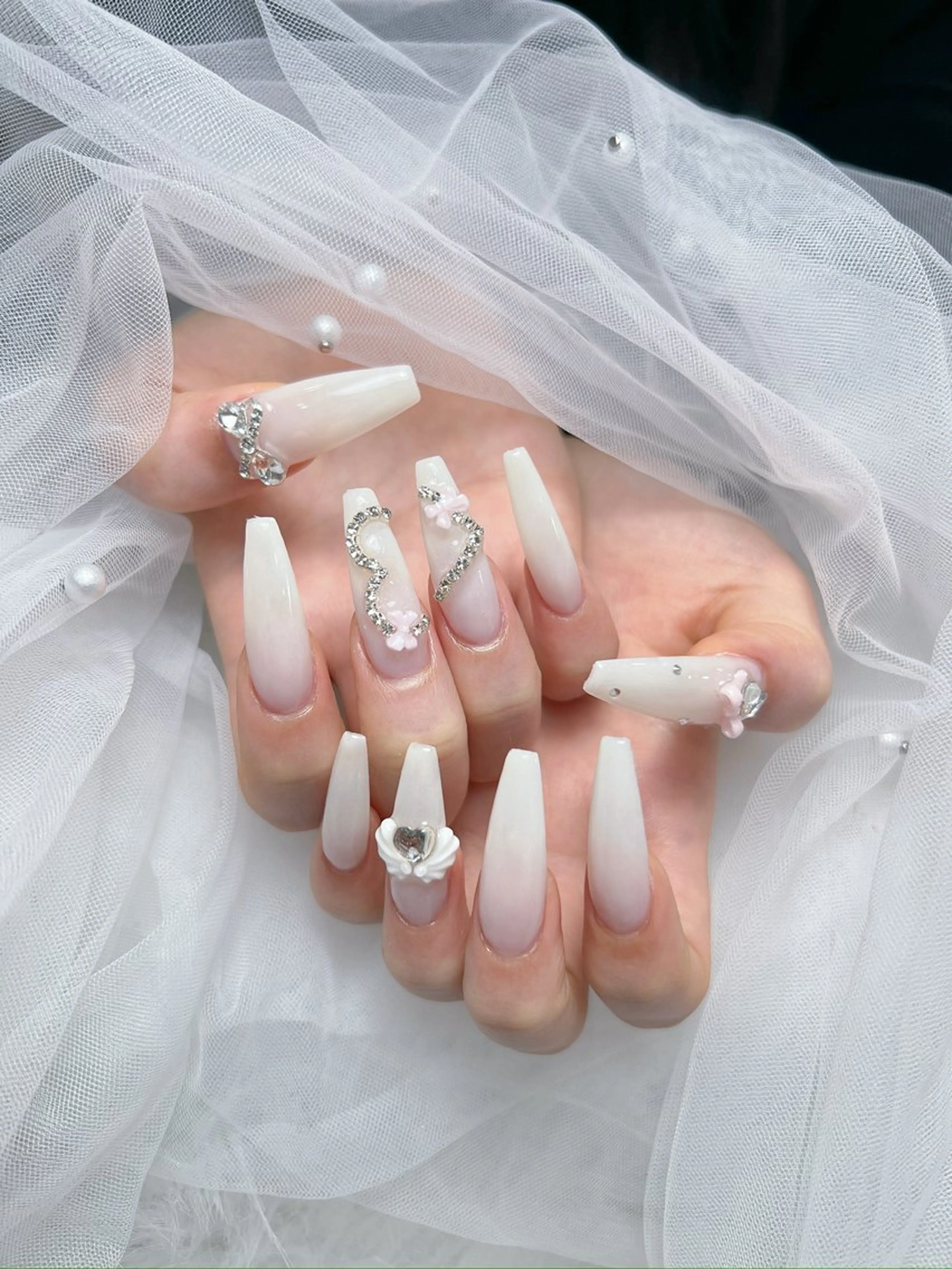 ネイル アートネイル オーロラネイル チークネイル 長さ出し フットネイル Miya_nail所属・Miya _nailのネイルデザイン