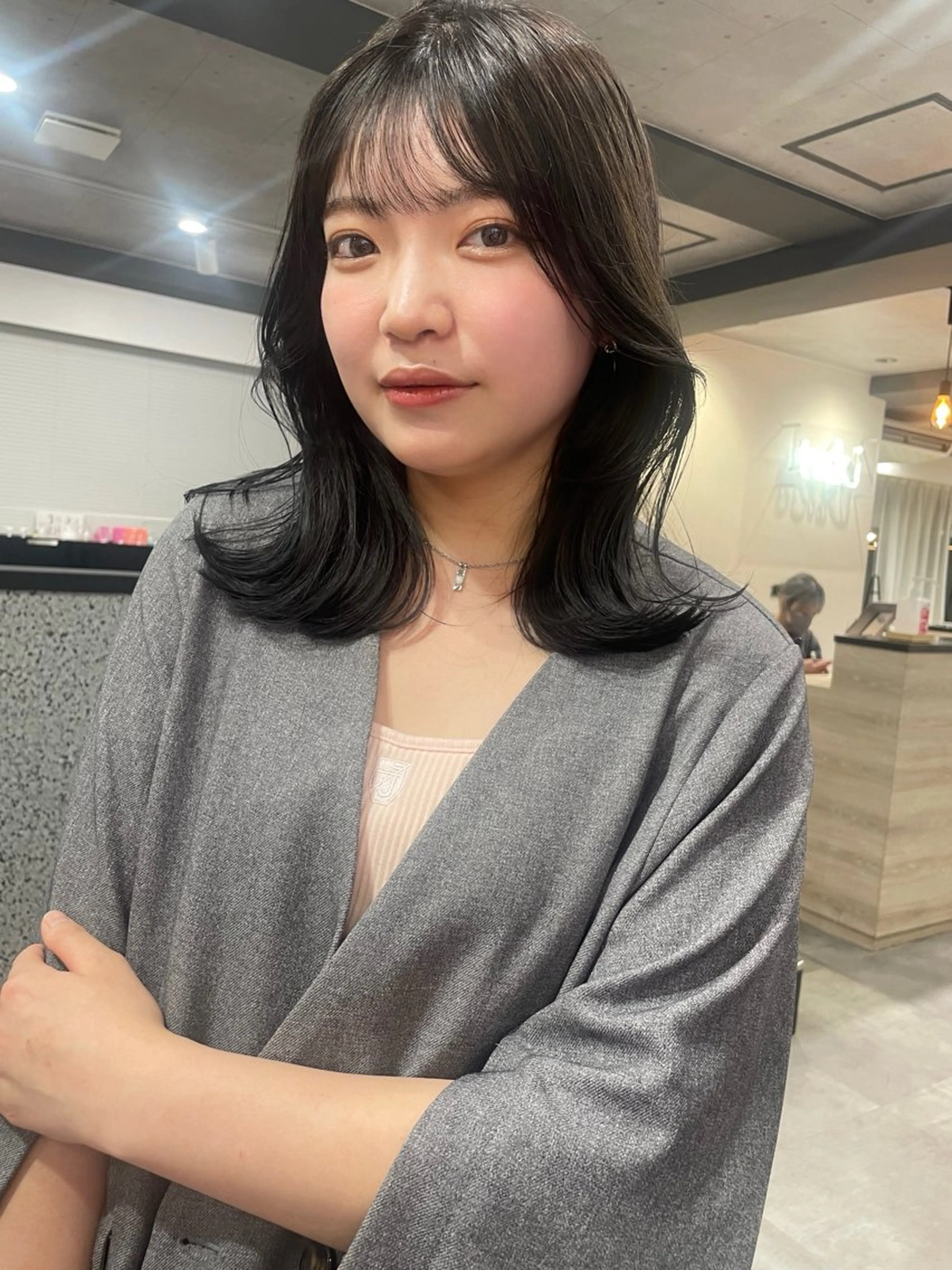 セミロング カラー ヘアカラー トリートメント うる艶カラー/ハイト ーン🎀hina🎀のヘアスタイル