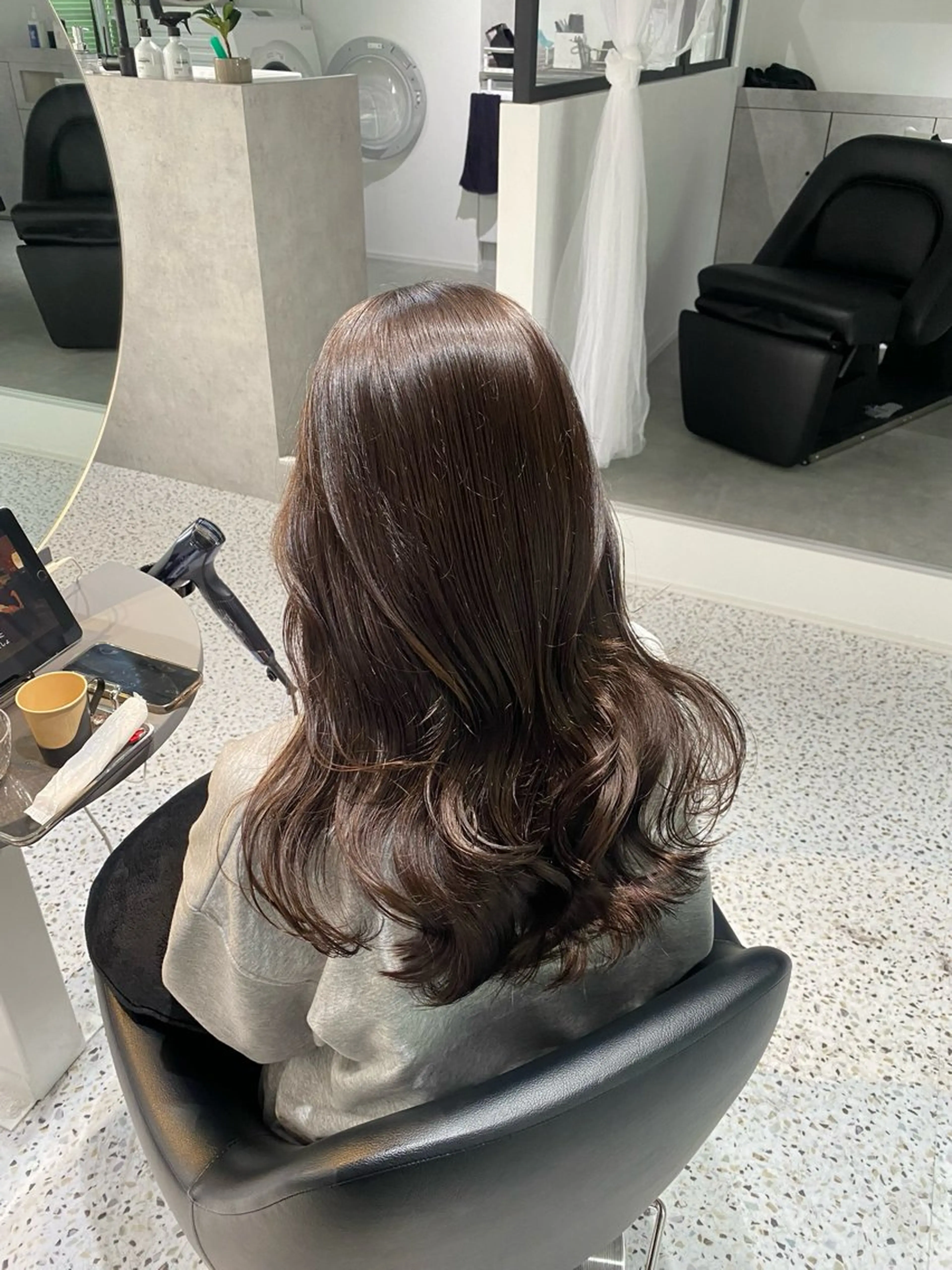 セミロング カラー パーマ ヘアアレンジ メンズ キッズ ベージュカラー オリーブベージュ カット ヘアカラー Lumo所属・💖横浜ブリーチなし 💖MIHOのヘアスタイル