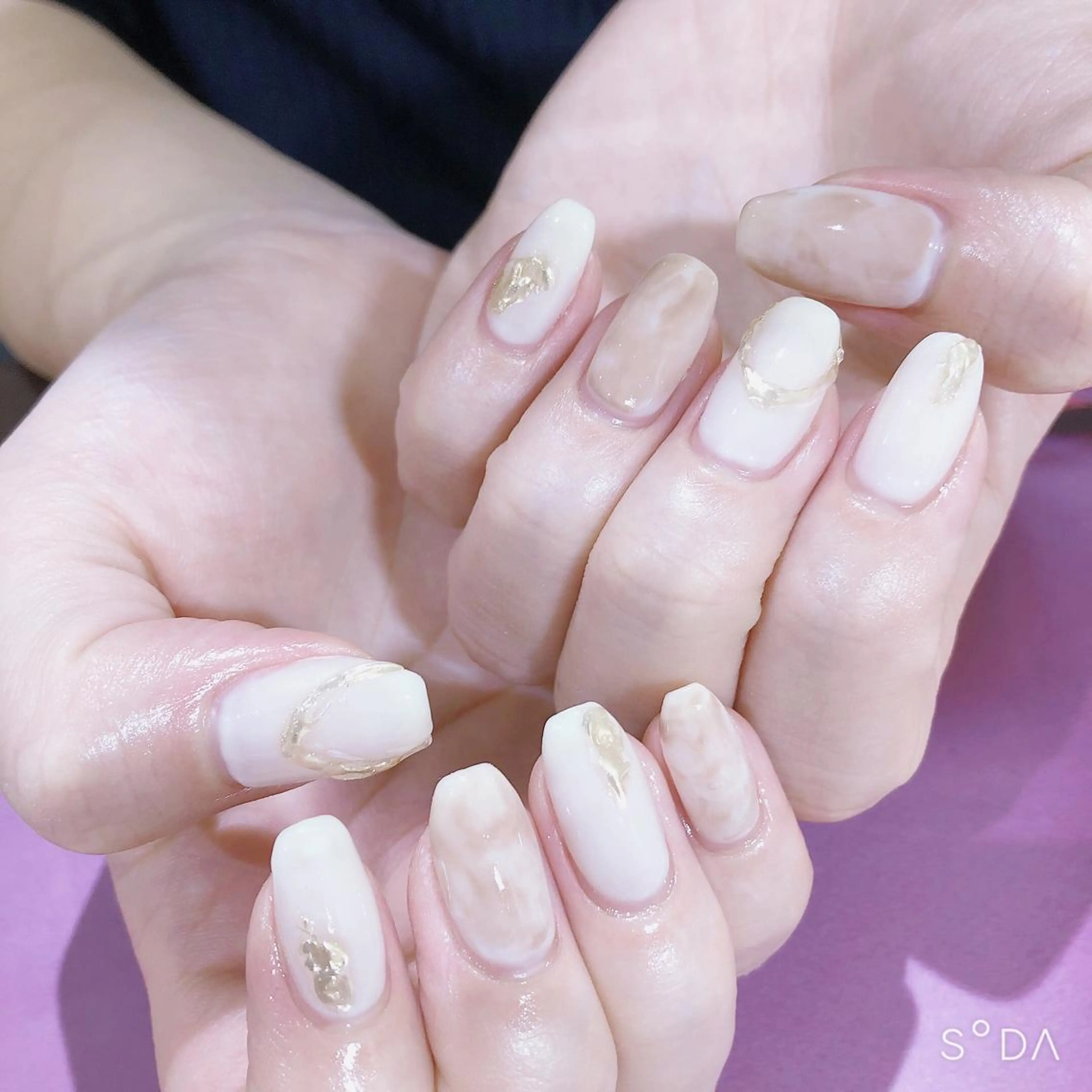 ネイル ニュアンスネイル ハンドネイル 吉野✨ ネイルデザイナー✨のネイルデザイン