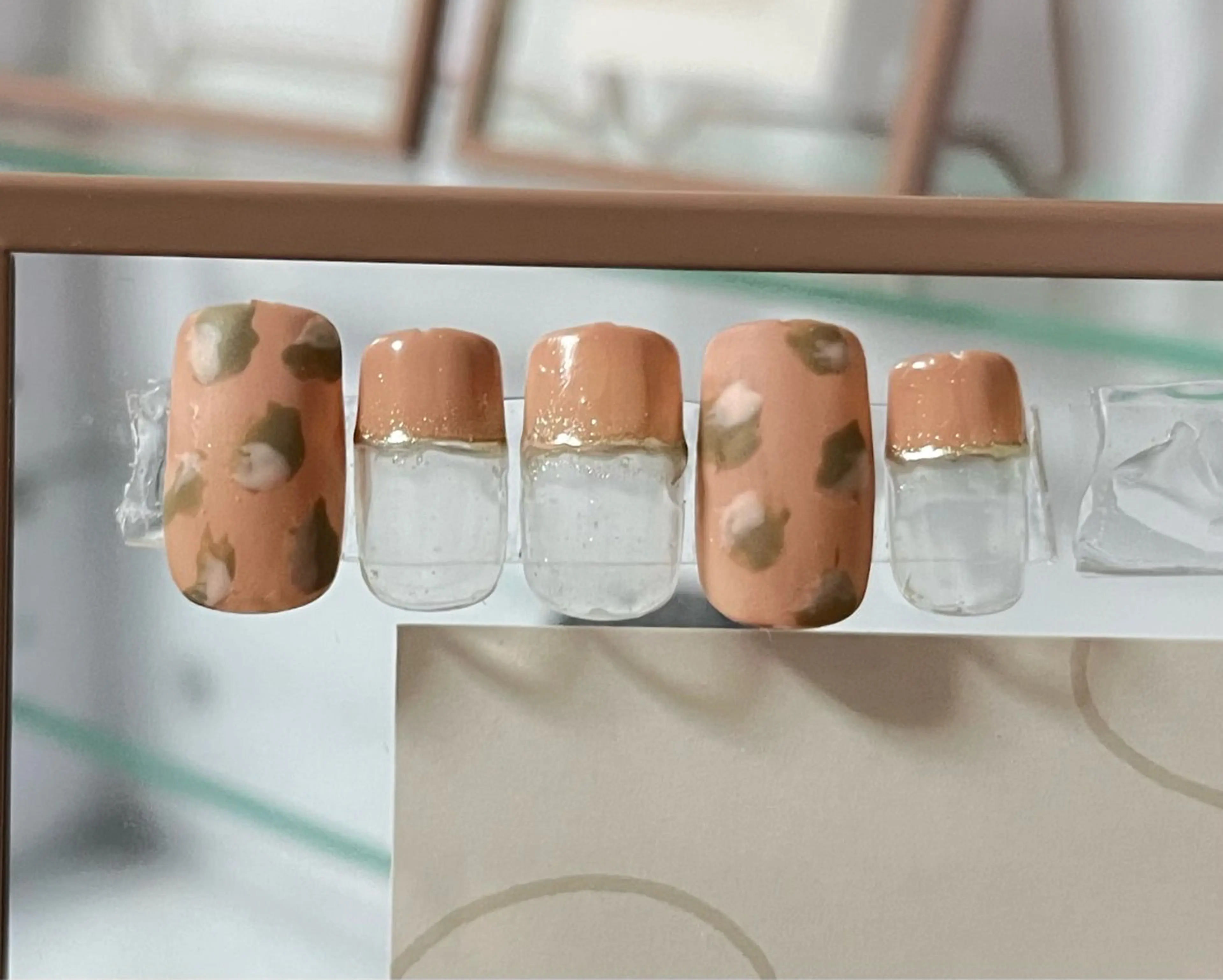 ネイル hohomi .のネイルデザイン