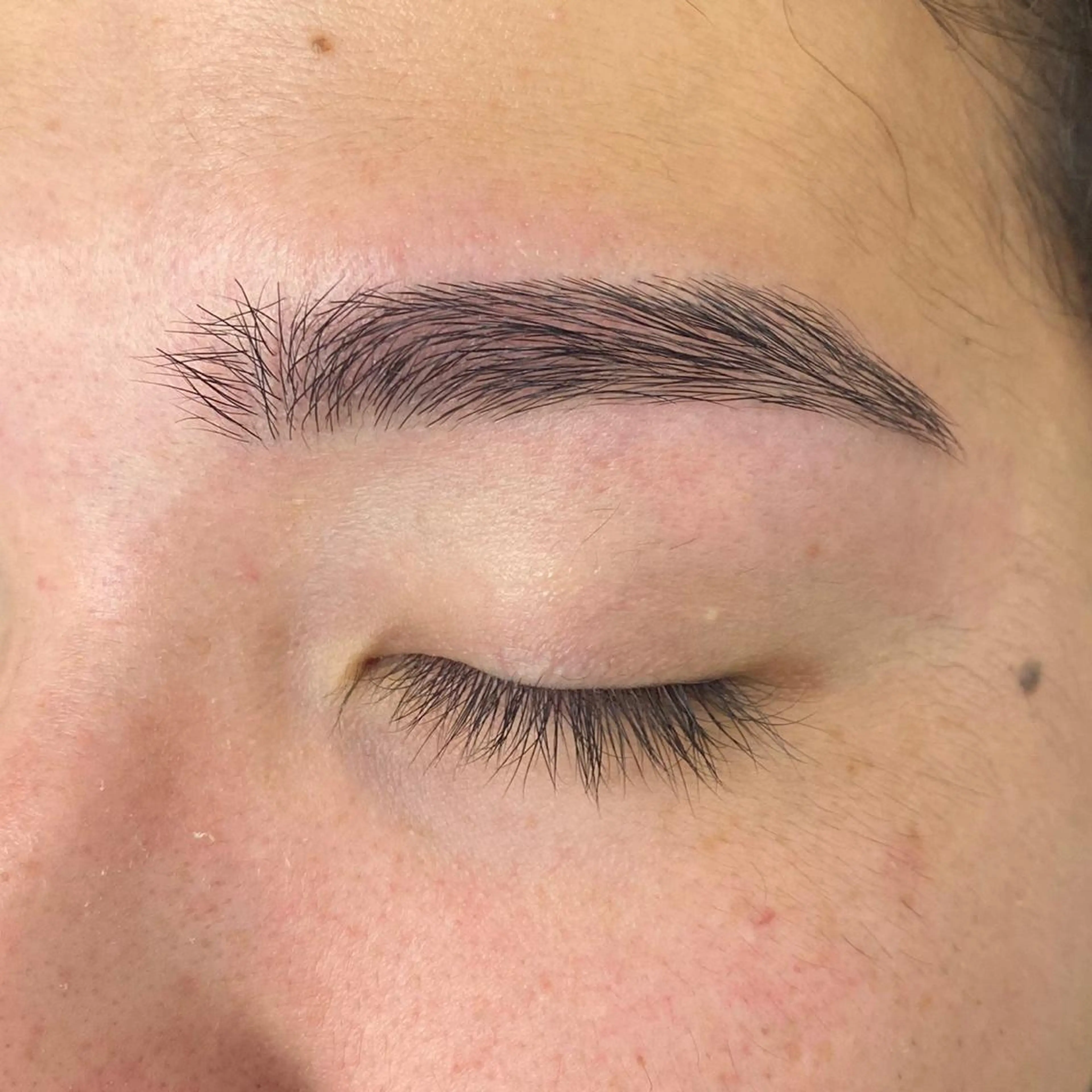 メンズ elblink manaのマツエク・マツパデザイン