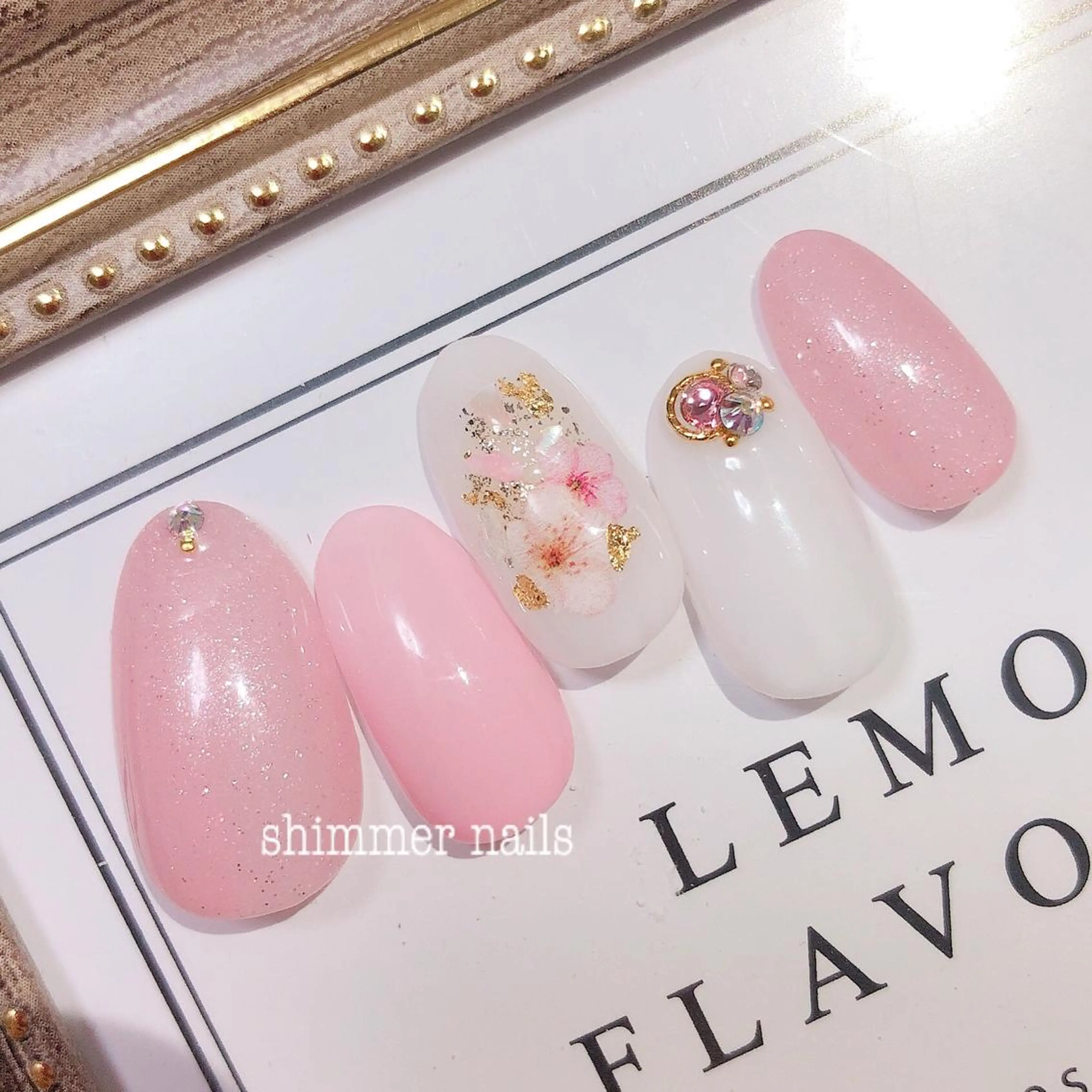 ネイル フットネイル shimmer nailsのネイルデザイン