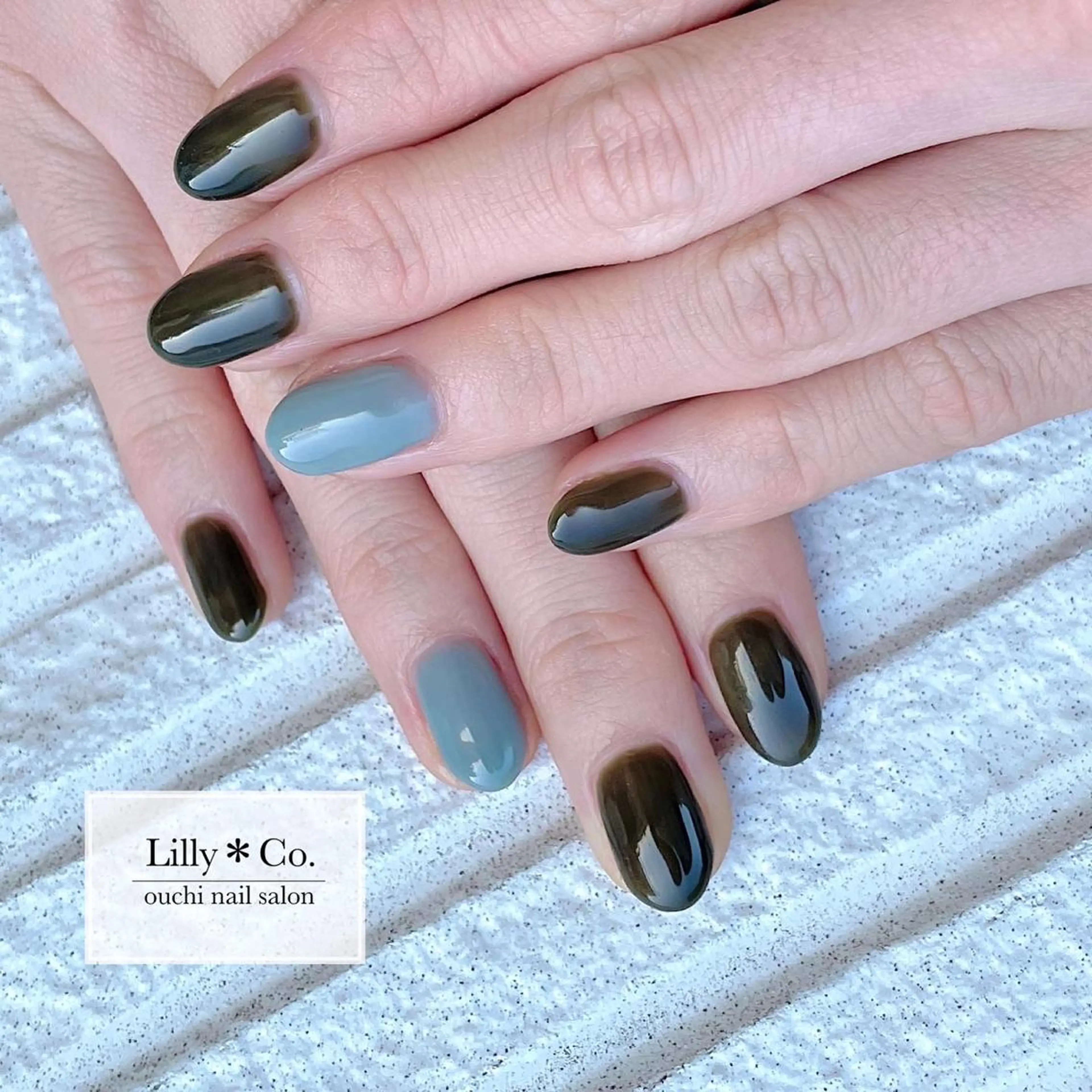 ネイル ワンカラーネイル 冬ネイル ハンドネイル ハンドケア Lilly Co.のネイルデザイン