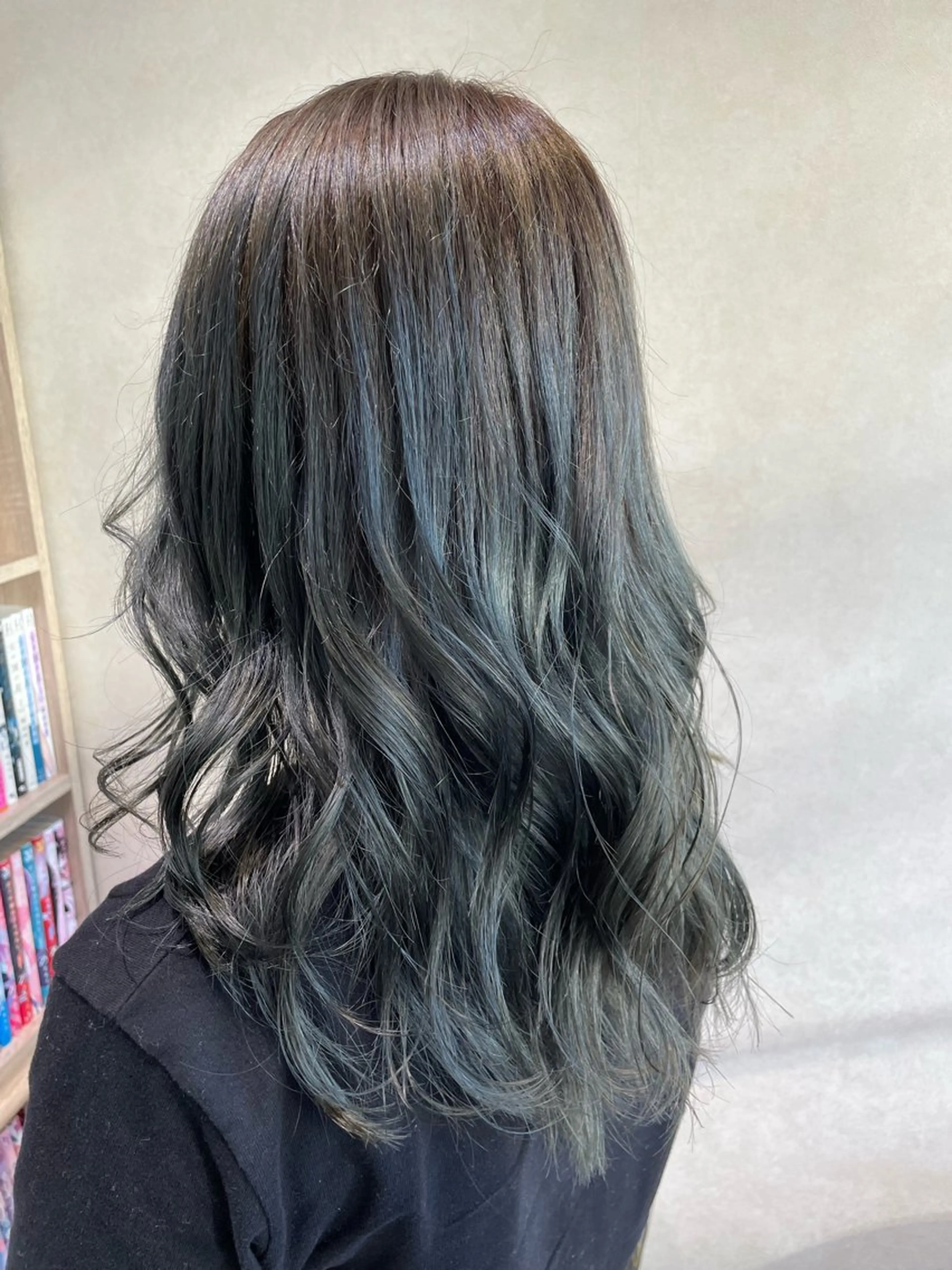 ミディアム カット ヘアカラー トリートメント 柳井 準平のヘアスタイル