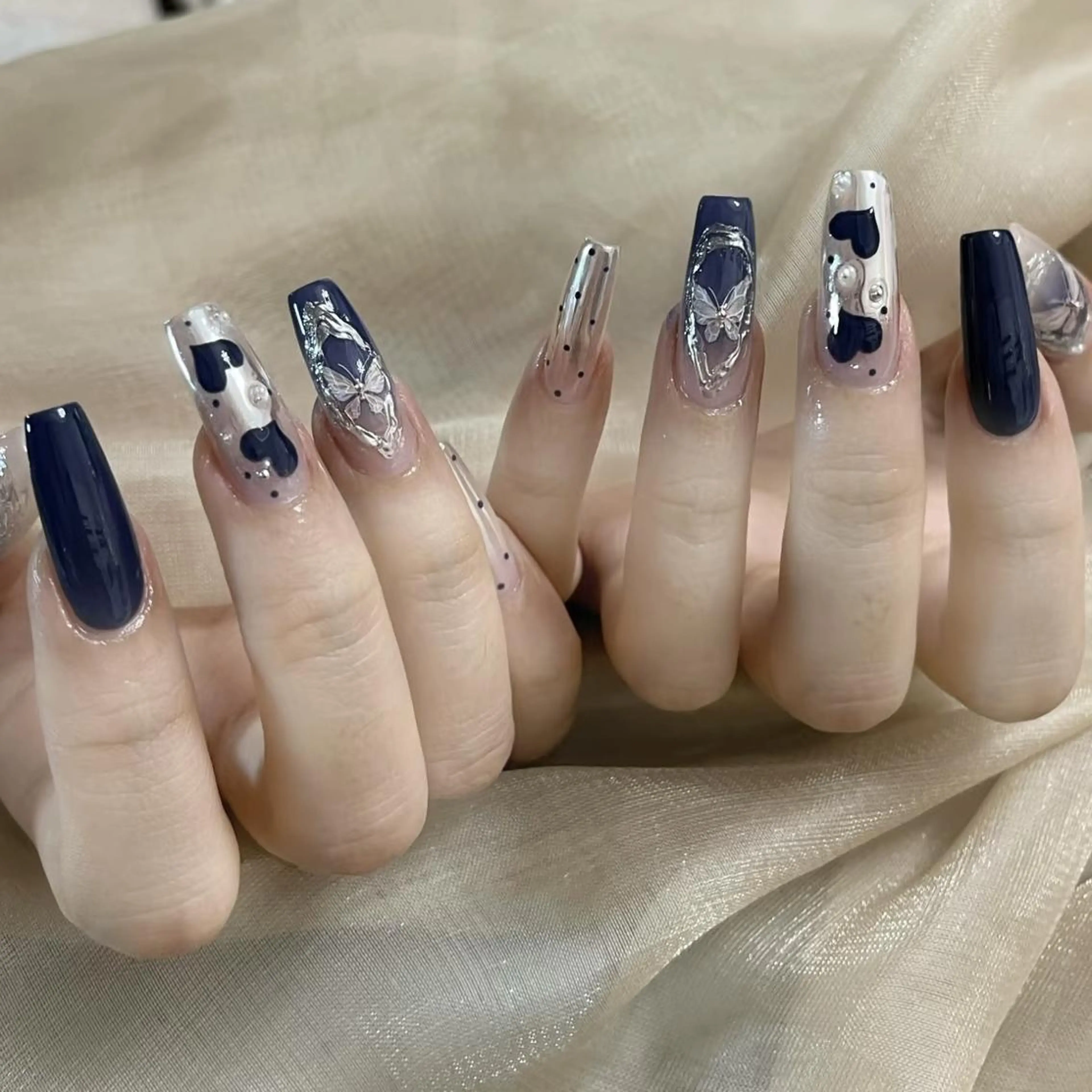 ネイル ハンドネイル ハンドケア DEMAIN- 🕊️のネイルデザイン