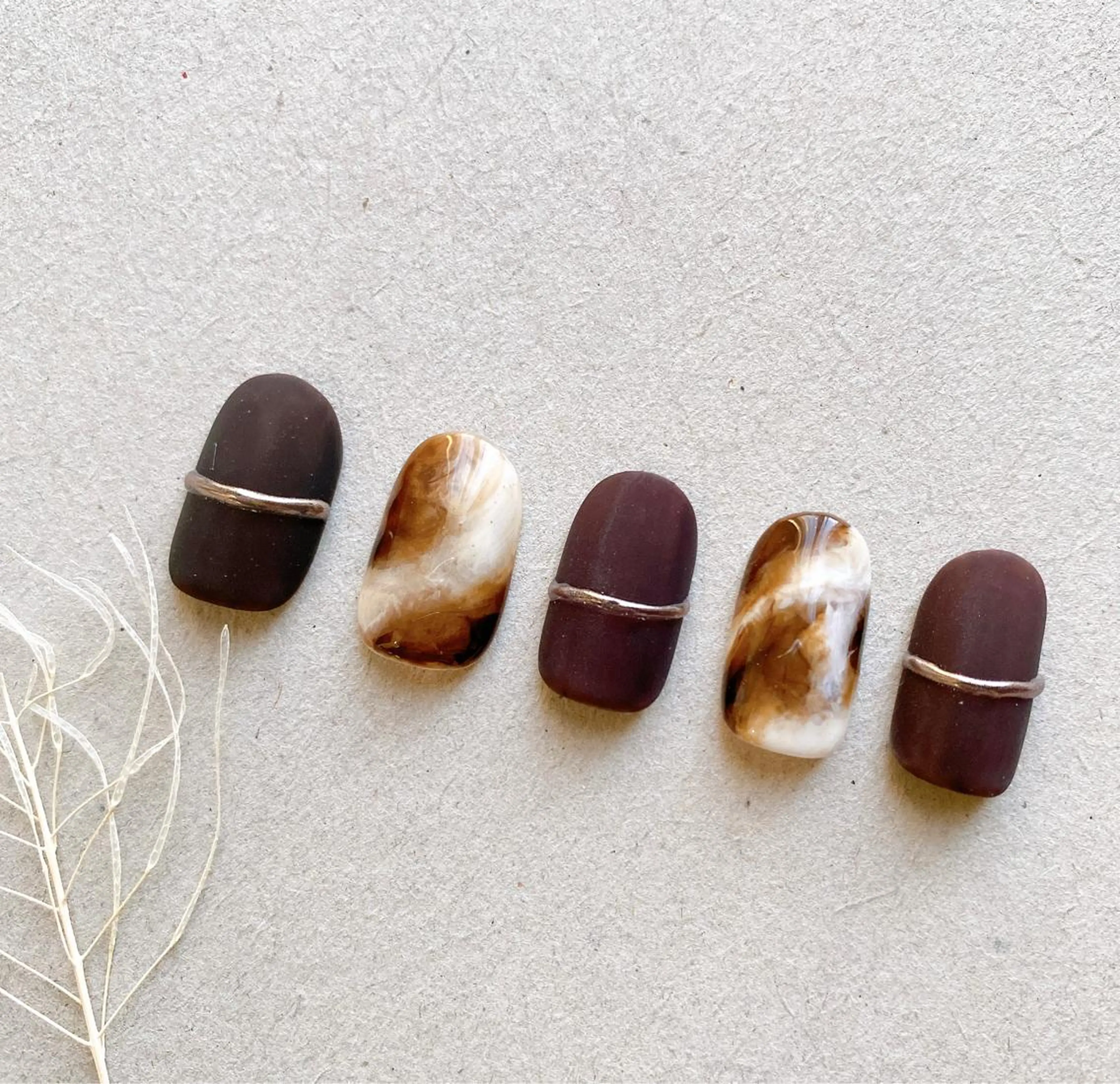 ネイル ニュアンスネイル ピスタチオネイル シンプルネイル 春ネイル nailist SAYAのネイルデザイン