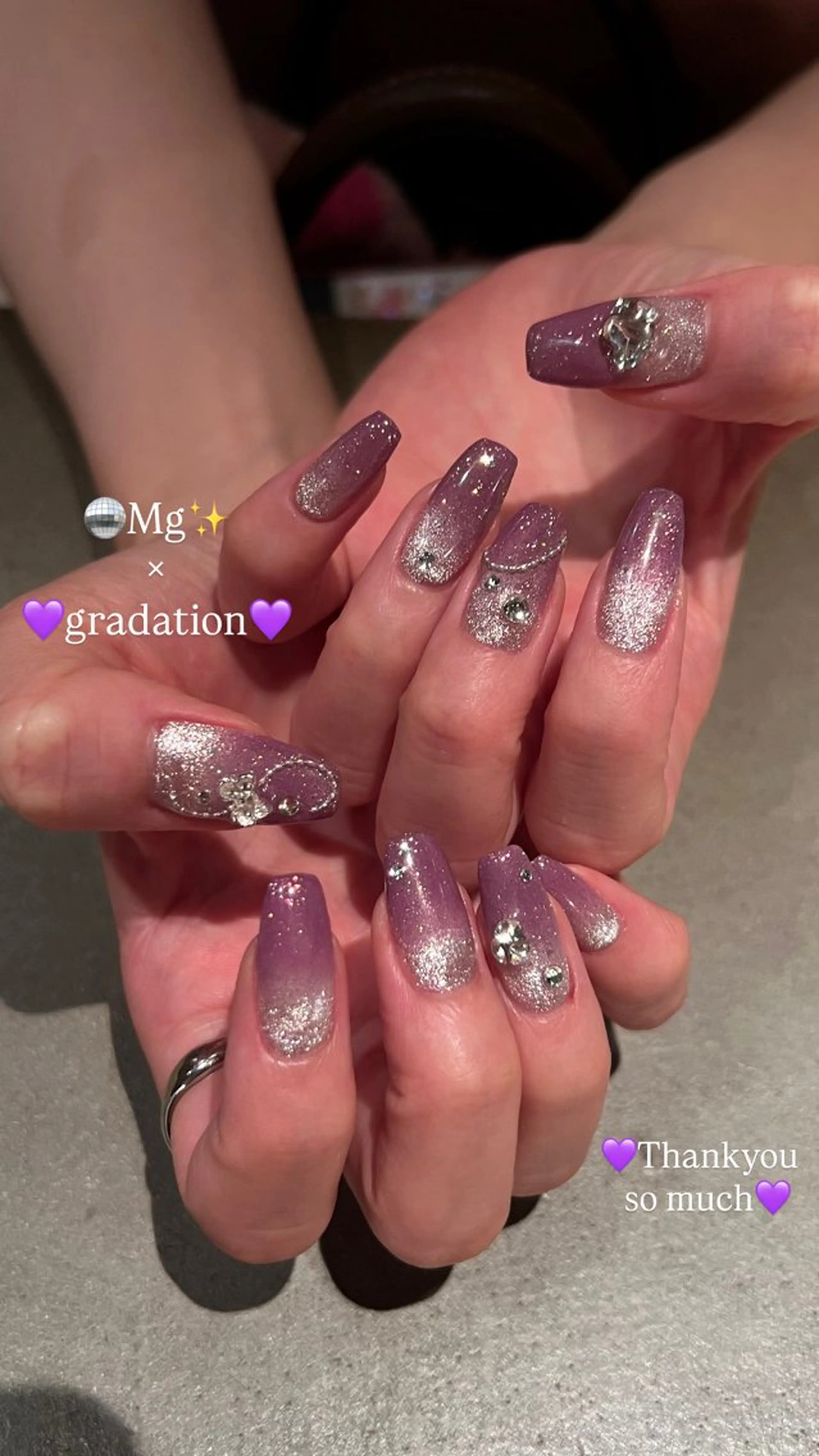 ネイル アートネイル ジェルネイル マグネットネイル ハンドネイル ウエチ ノリカ🐸のネイルデザイン